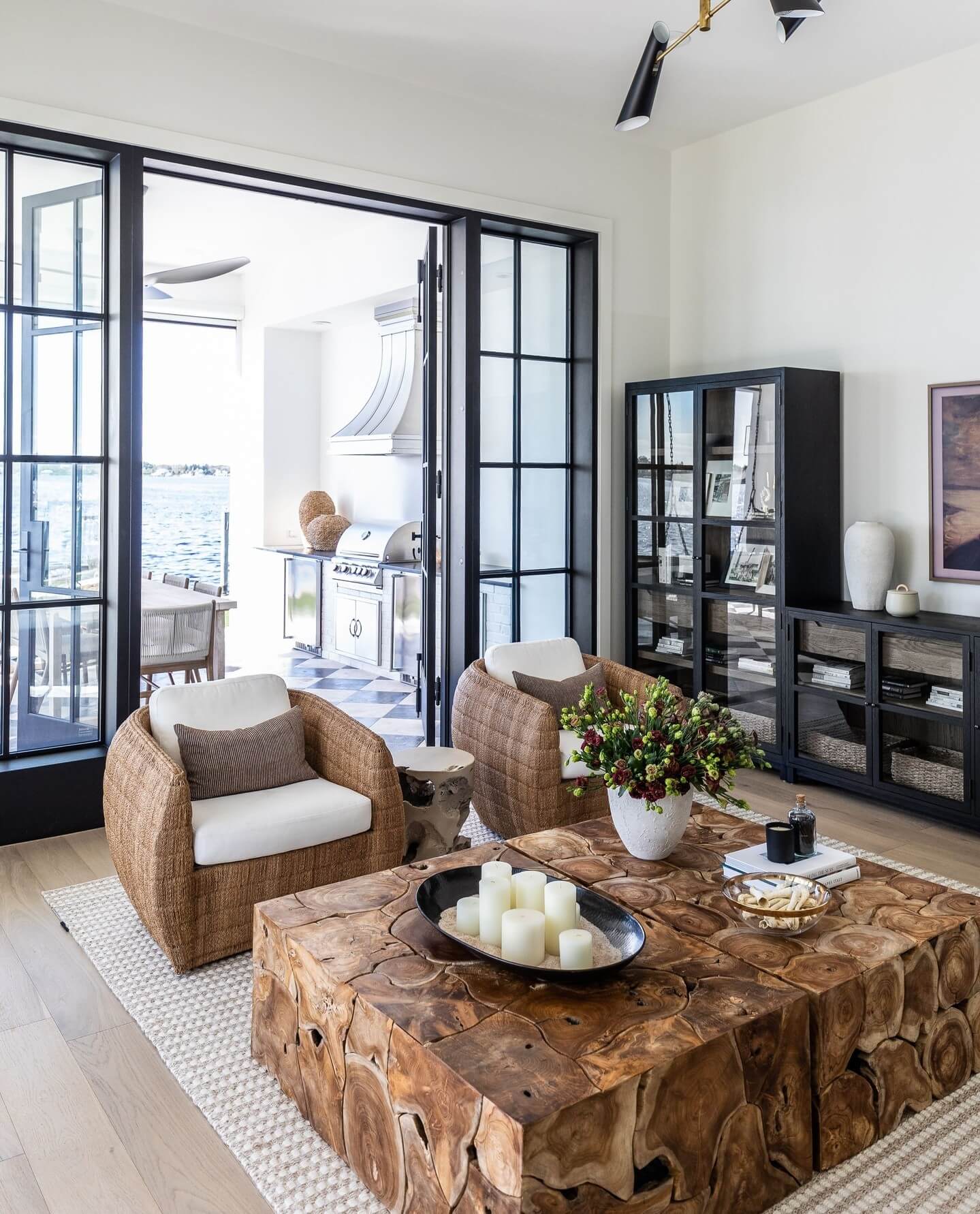 Rustic Modern Living Room Ideas You’ll Want to Steal: Cozy Character Meets Clean-Lined Style 6