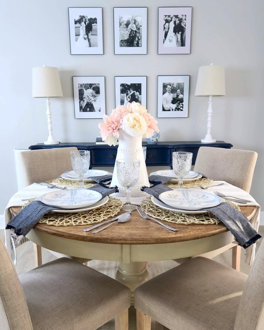 Space-Saving Small Dining Room Ideas 7