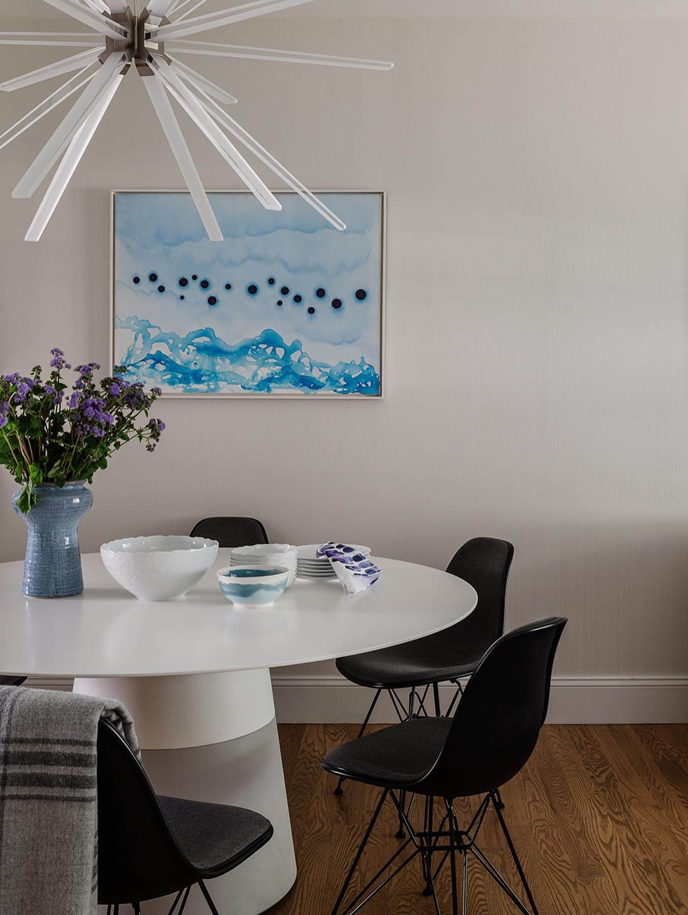 Art Deco Dining Room Ideas to Bring Instant Gatsby-Era Glamour Home 7