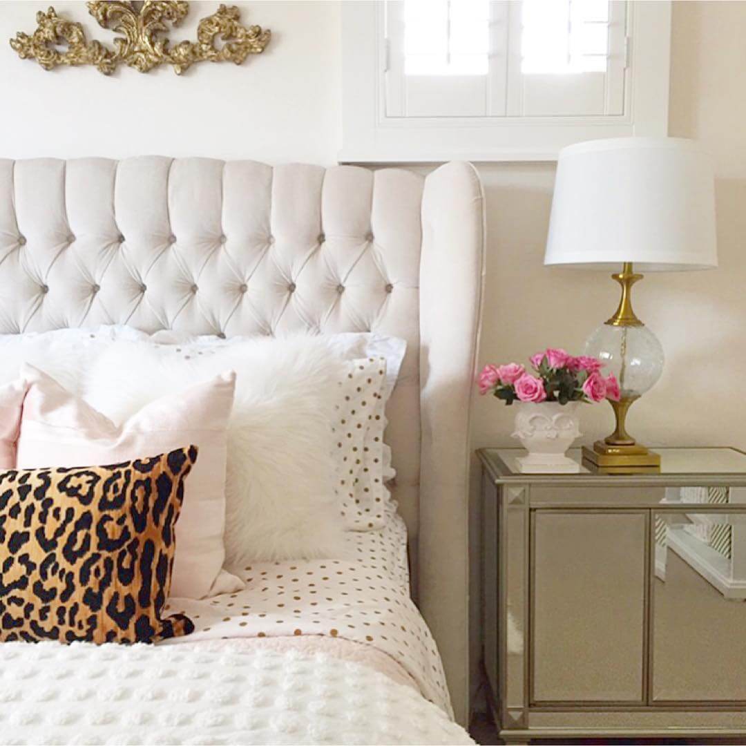 Elegant Pink and Gold Bedroom Designs to Love 8