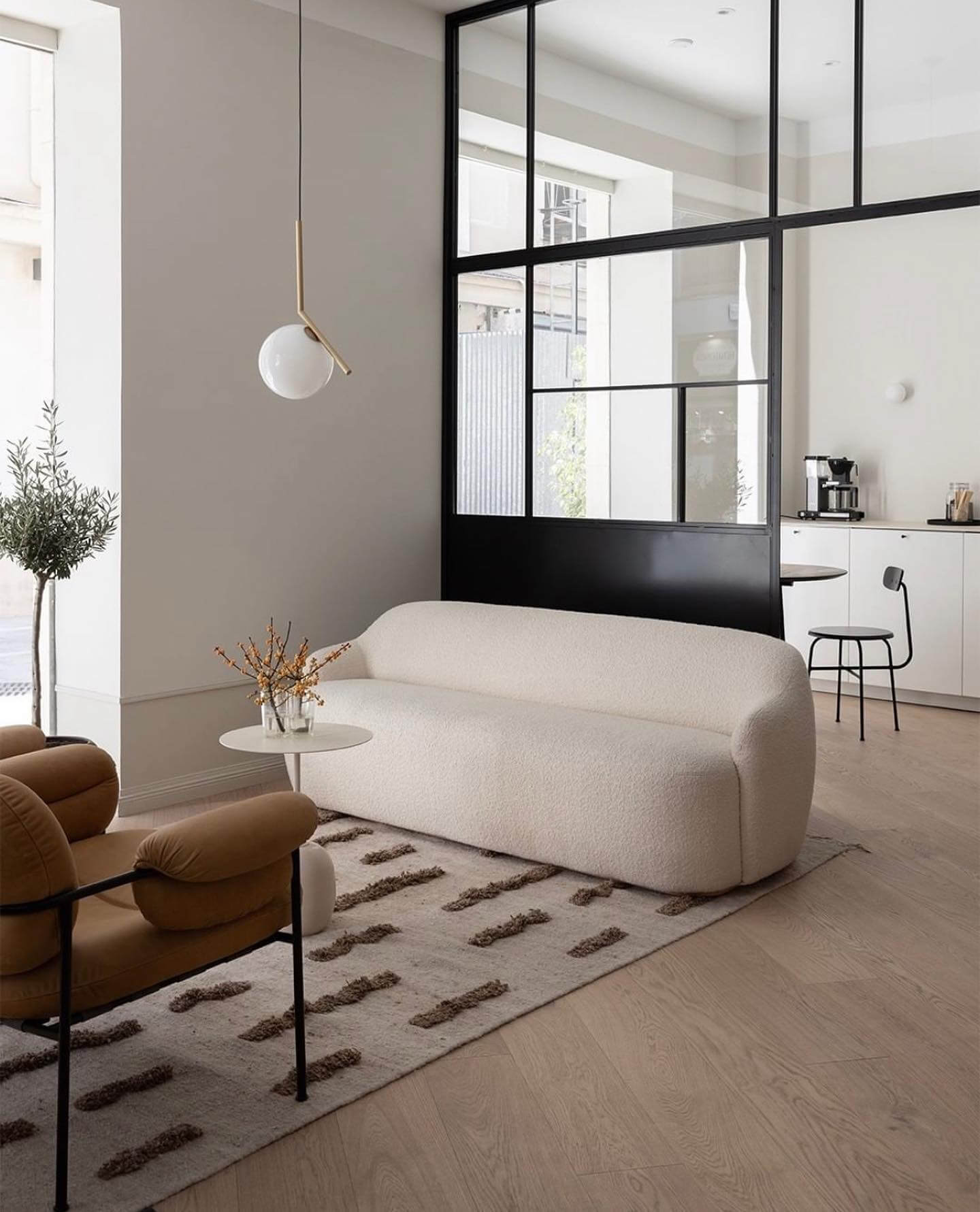 Wabi-Sabi Office: Design a Calm, Imperfect Workspace That Boosts Focus and Joy 9