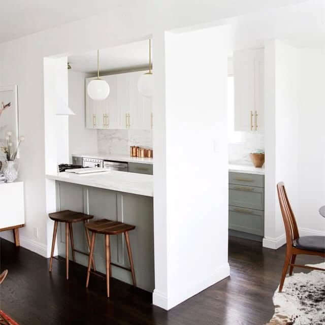 Small Apartment Kitchen Magic: Space-Savvy Ideas to Maximize Storage and Style (Even If You Rent) 9