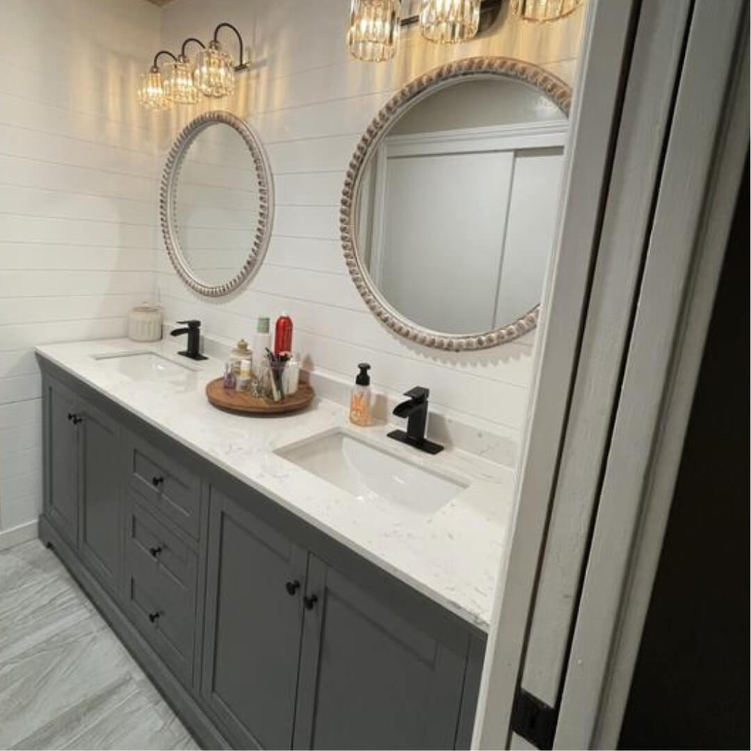 Stylish Gray Vanity Bathroom Ideas for a Modern Look 10
