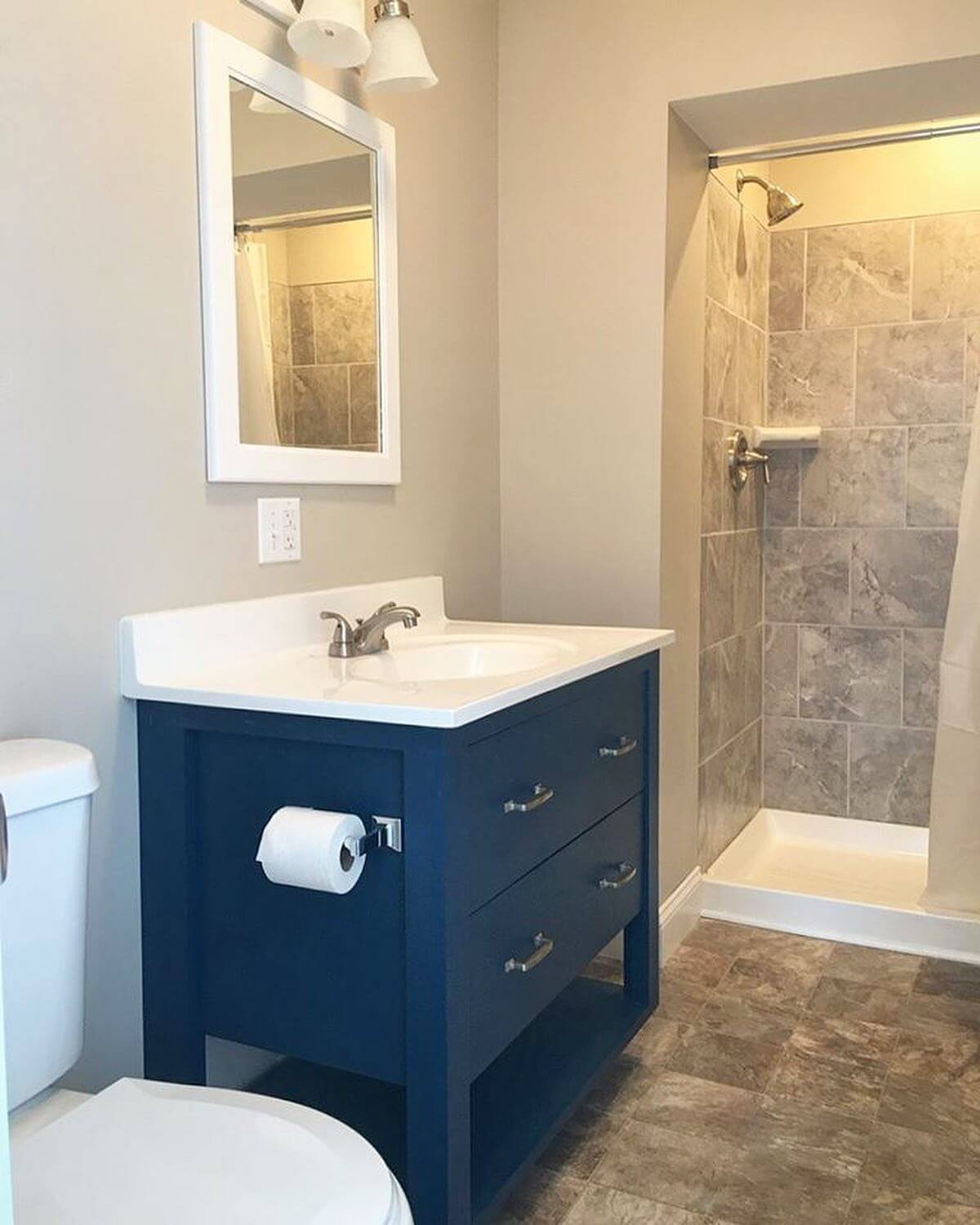 Navy Blue Vanity Bathroom Ideas for Bold Elegance 12