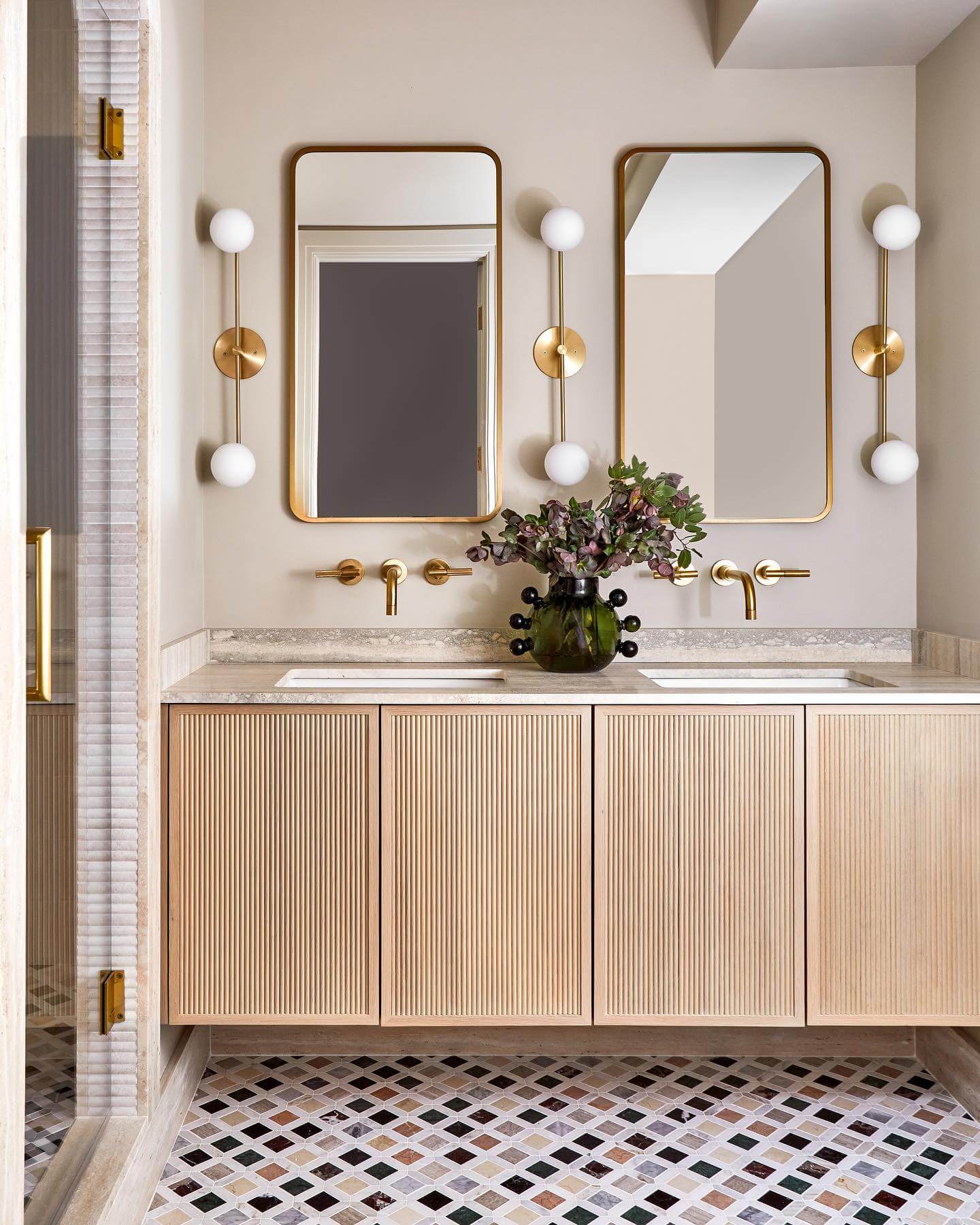Top Bathroom Vanity Color Ideas 15
