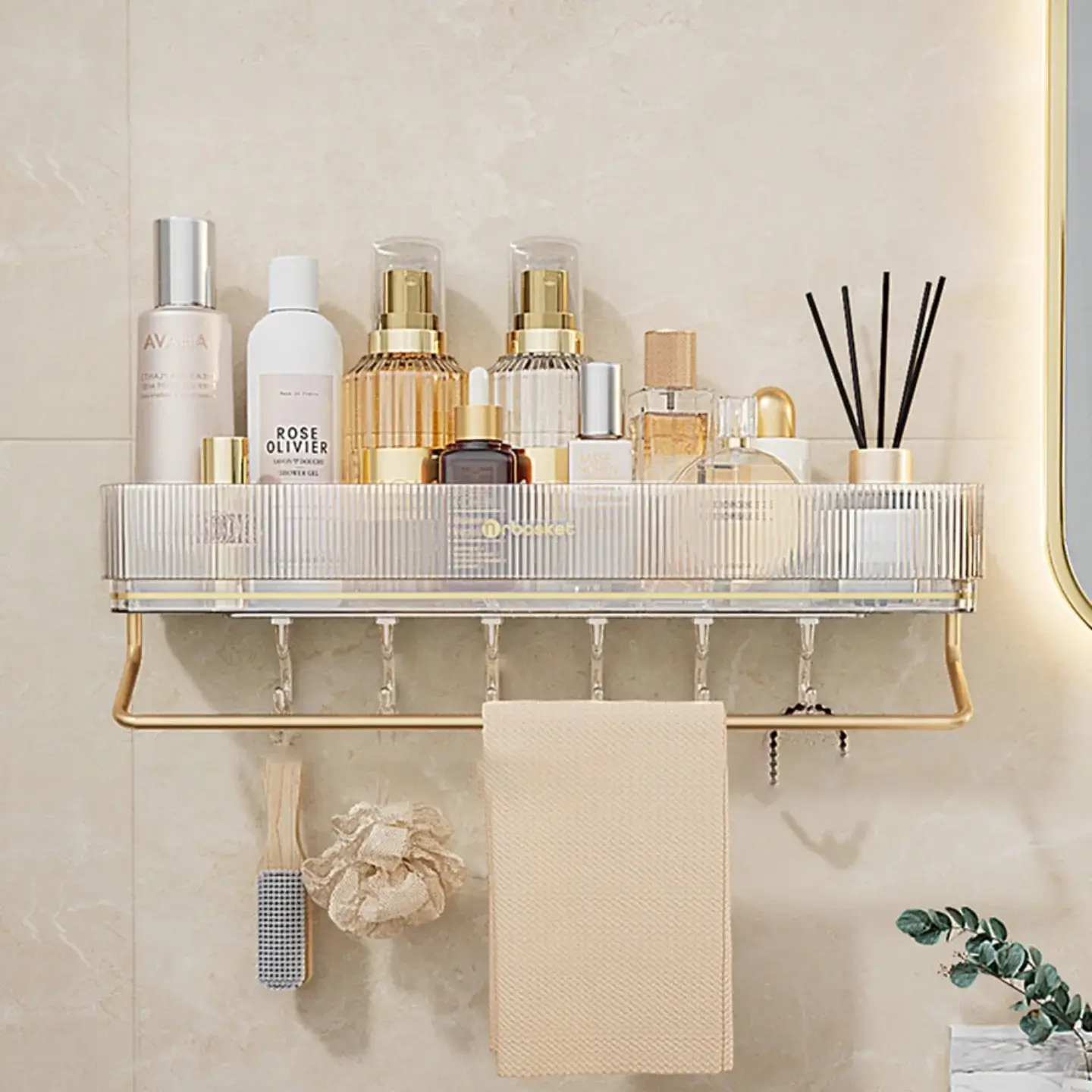 Bathroom Shelf Storage Ideas for Every Space 15