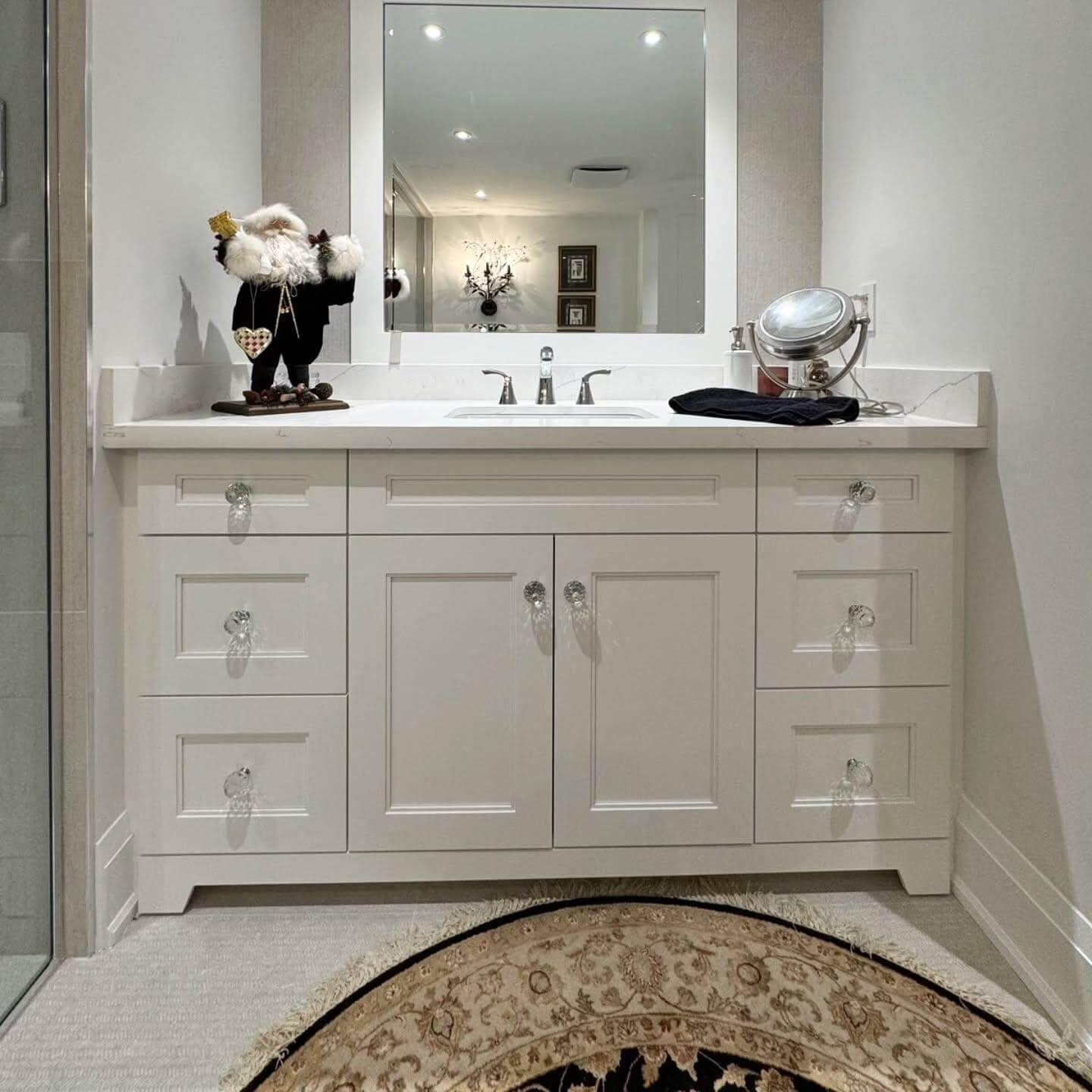 Best 36 Inch Vanity Bathroom Ideas for Small Spaces 21