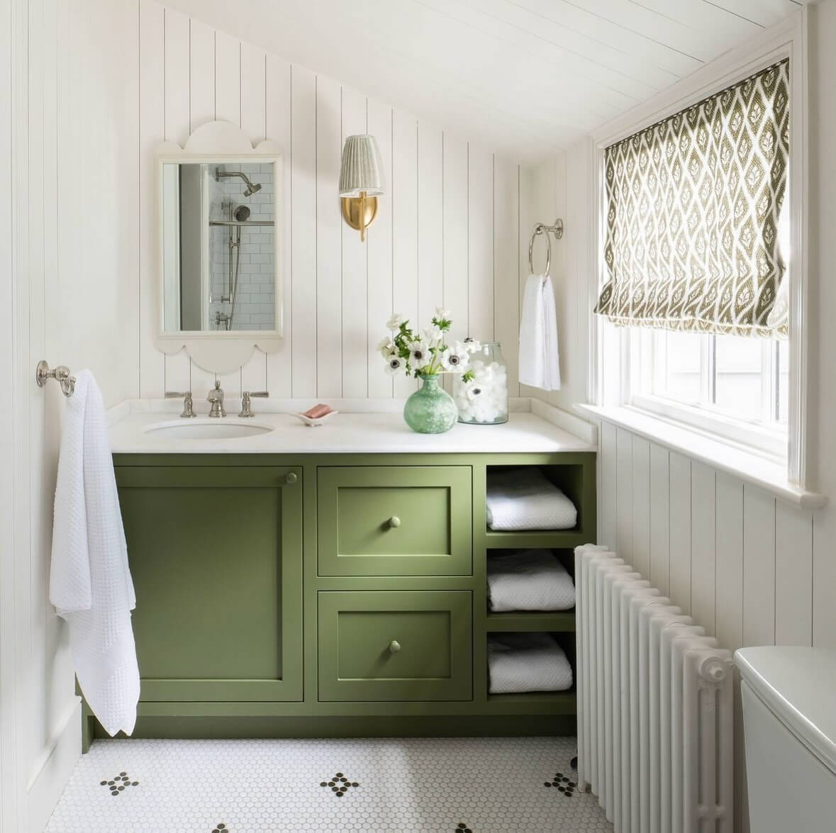 Best 36 Inch Vanity Bathroom Ideas for Small Spaces 25