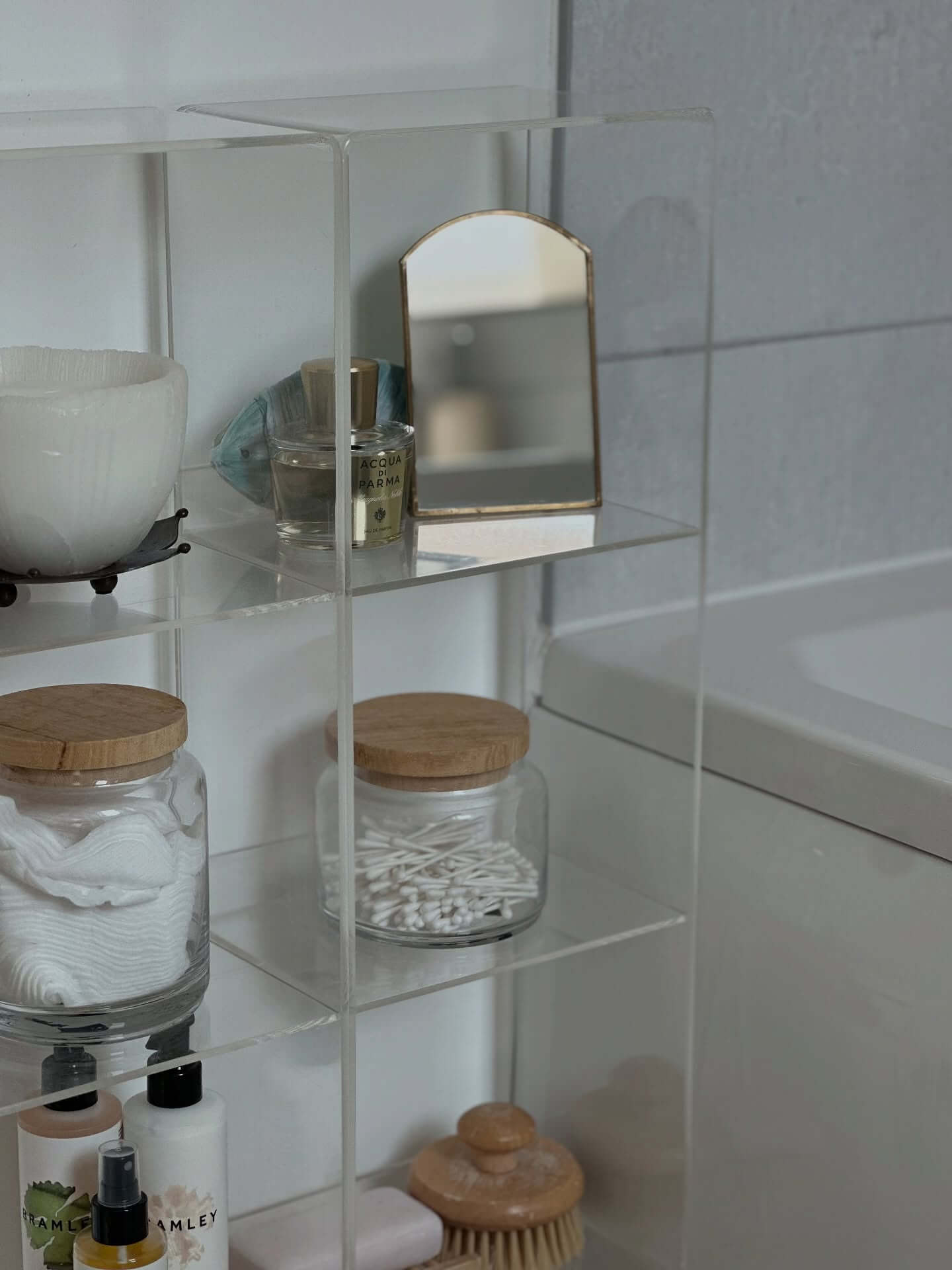 Best Bathroom Shelf Ideas for Every Space 3