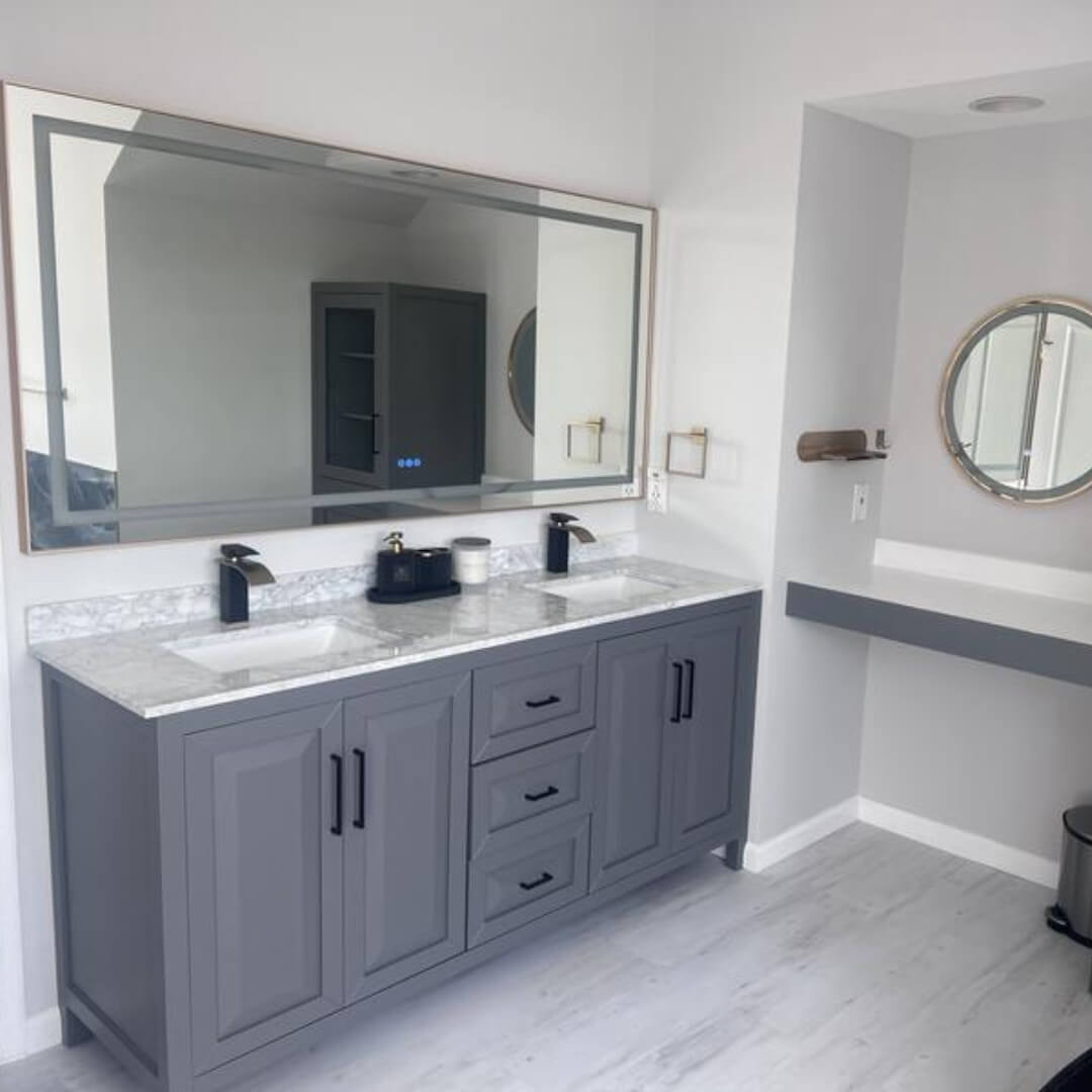 Stylish Gray Vanity Bathroom Ideas for a Modern Look 7