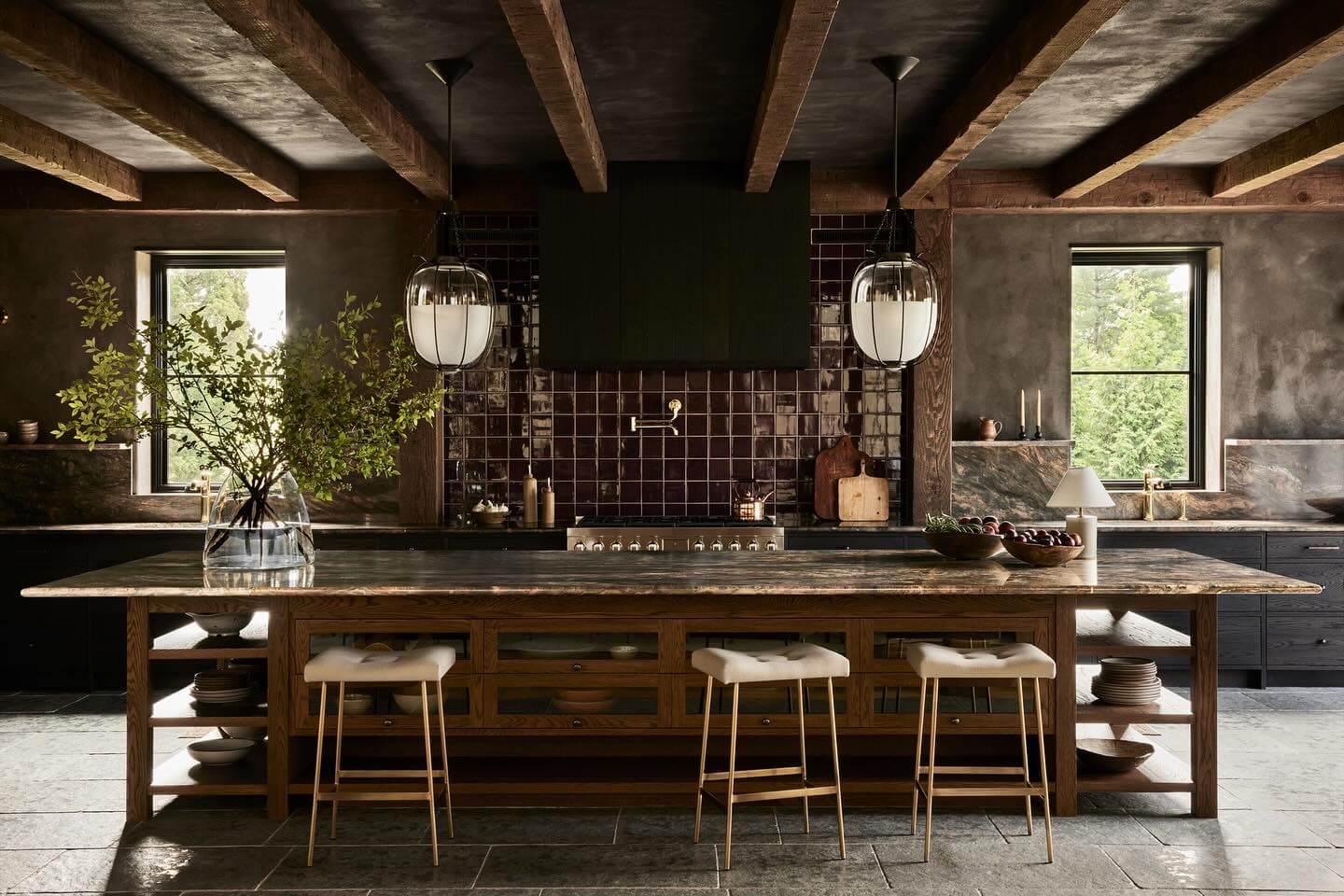 10 Captivating Moody Kitchen Ideas to Transform Your Cooking Space 1