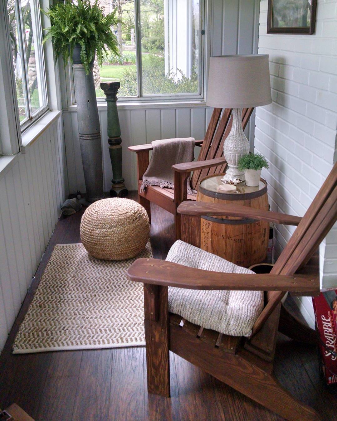 10 Enclosed Porch Ideas to Elevate Your Home’s Charm and Functionality 1