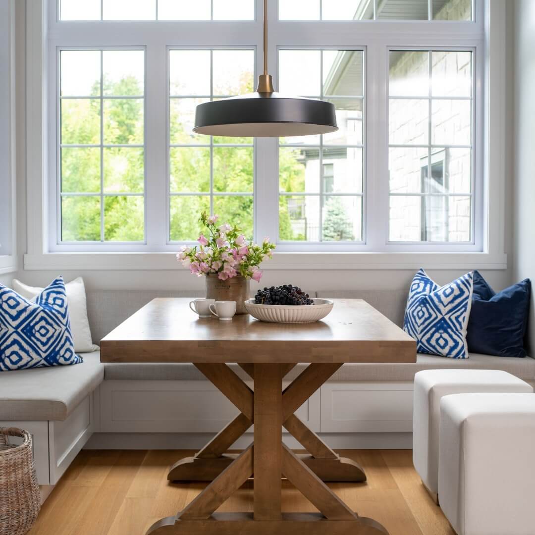 Cozy and Chic: Transform Your Kitchen with These Breakfast Nook Ideas 1