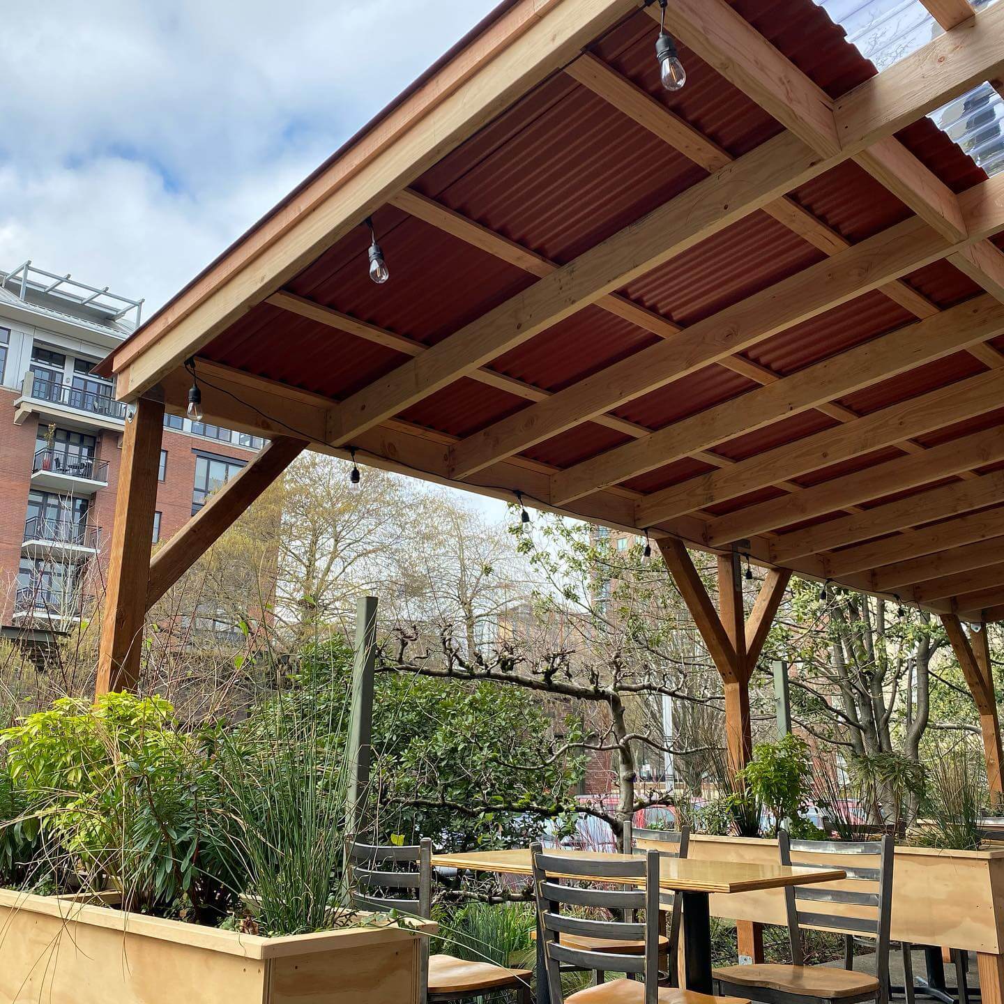 Innovative Patio Roof Extension Ideas to Transform Your Outdoor Space 1