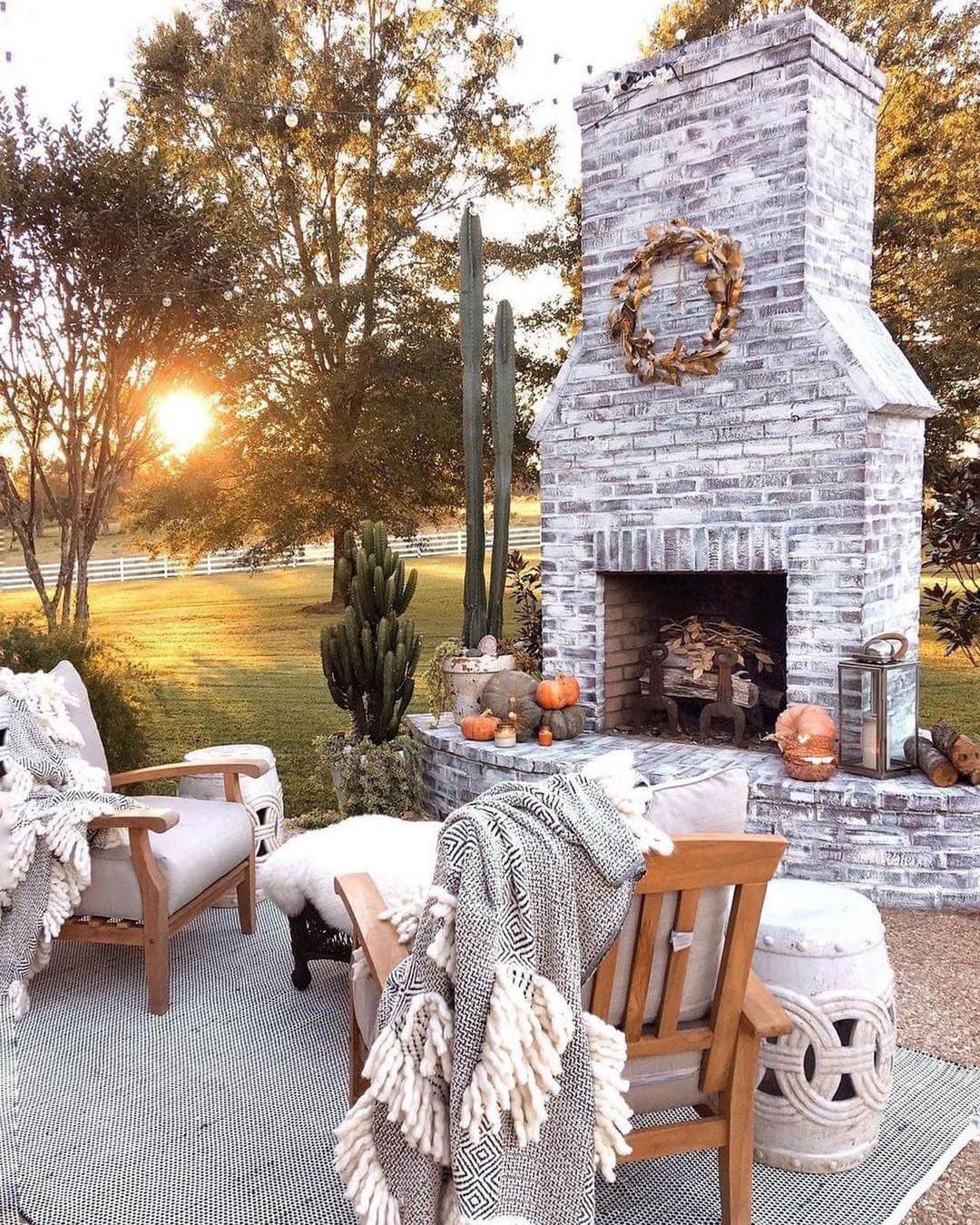 Enchanting Outdoor Fireplace Ideas to Elevate Your Backyard Oasis 10