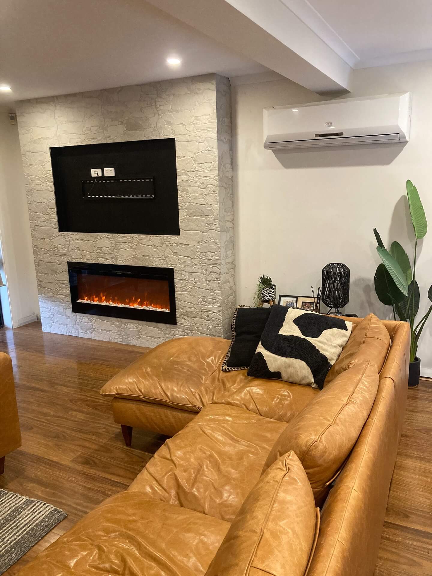 Cozy Living Room Fireplace Ideas to Transform Your Space 10