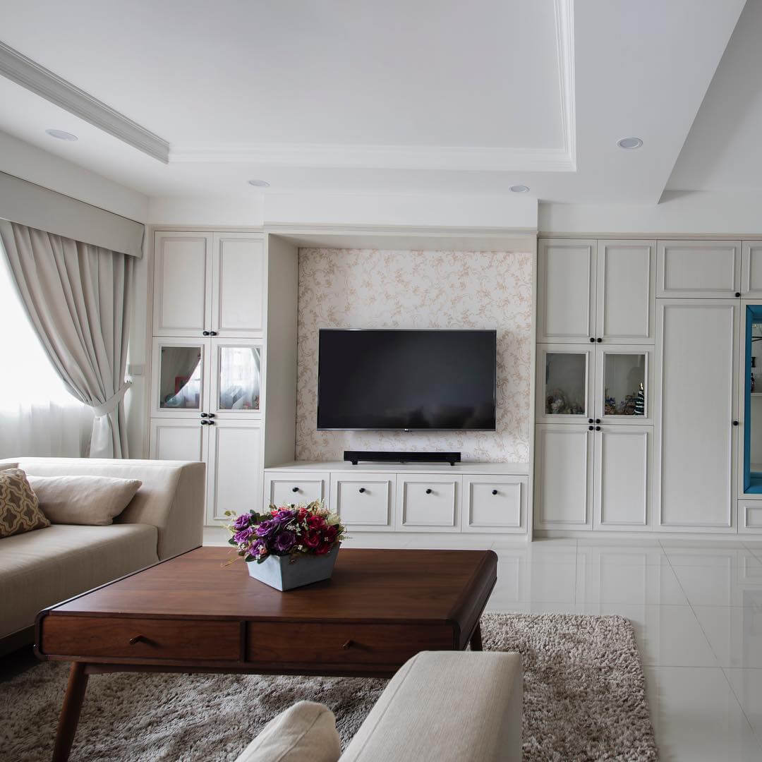 Transform Your Space: Inspiring Wainscoting Panel Ideas for Every Room 10