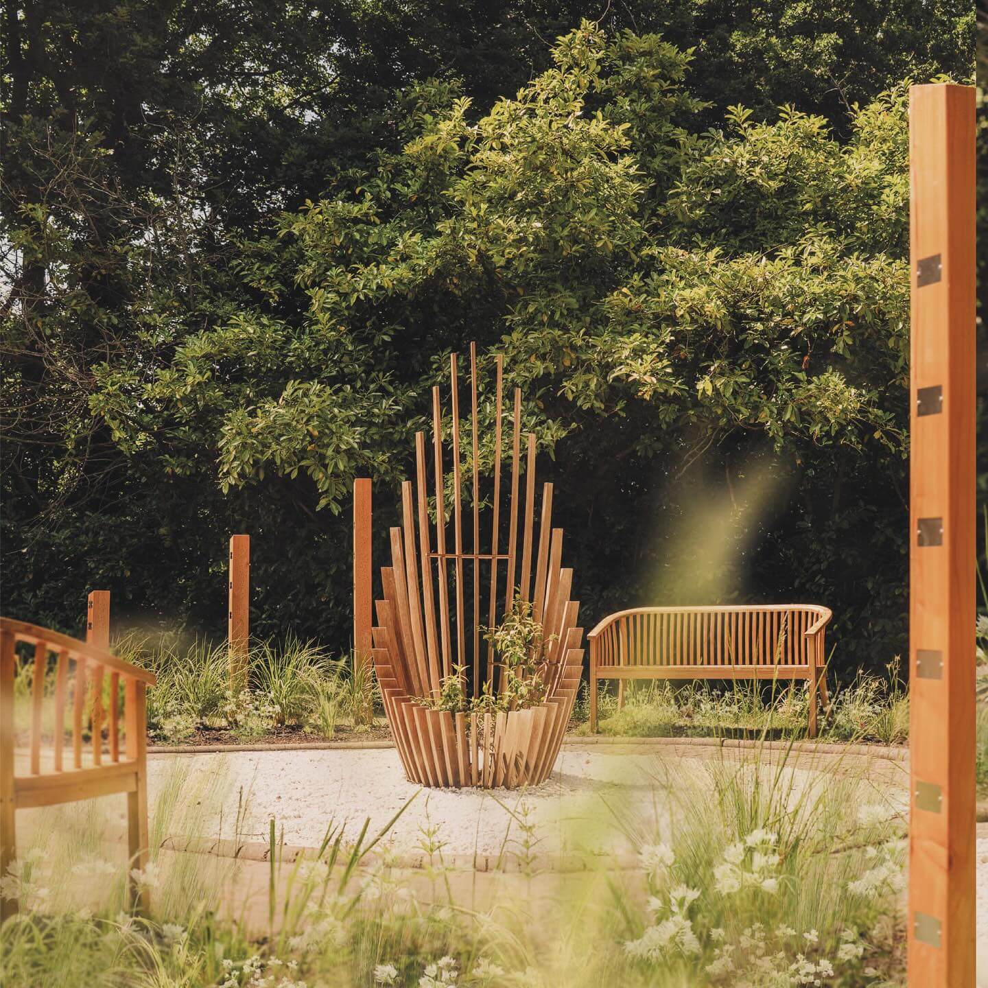 Unique Memorial Garden Ideas to Create a Serene Tribute 11