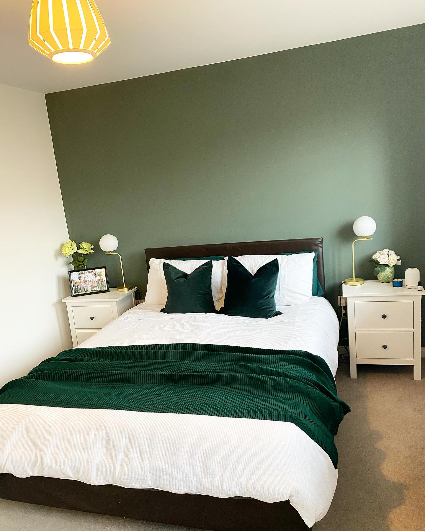 Transform Your Space: Enchanting Green and Sage Boho Bedroom Ideas 10