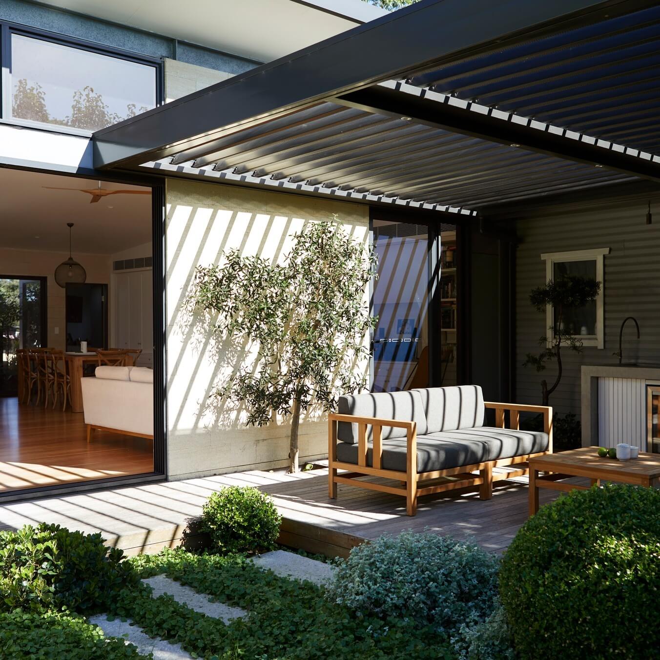 Transform Your Backyard: 10 Stunning Outdoor Living Design Ideas to Elevate Your Space 12