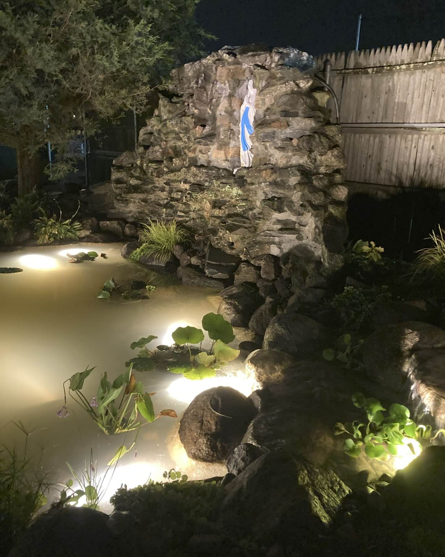 Transform Your Outdoor Space: Creative Backyard Pond Ideas to Inspire You 12