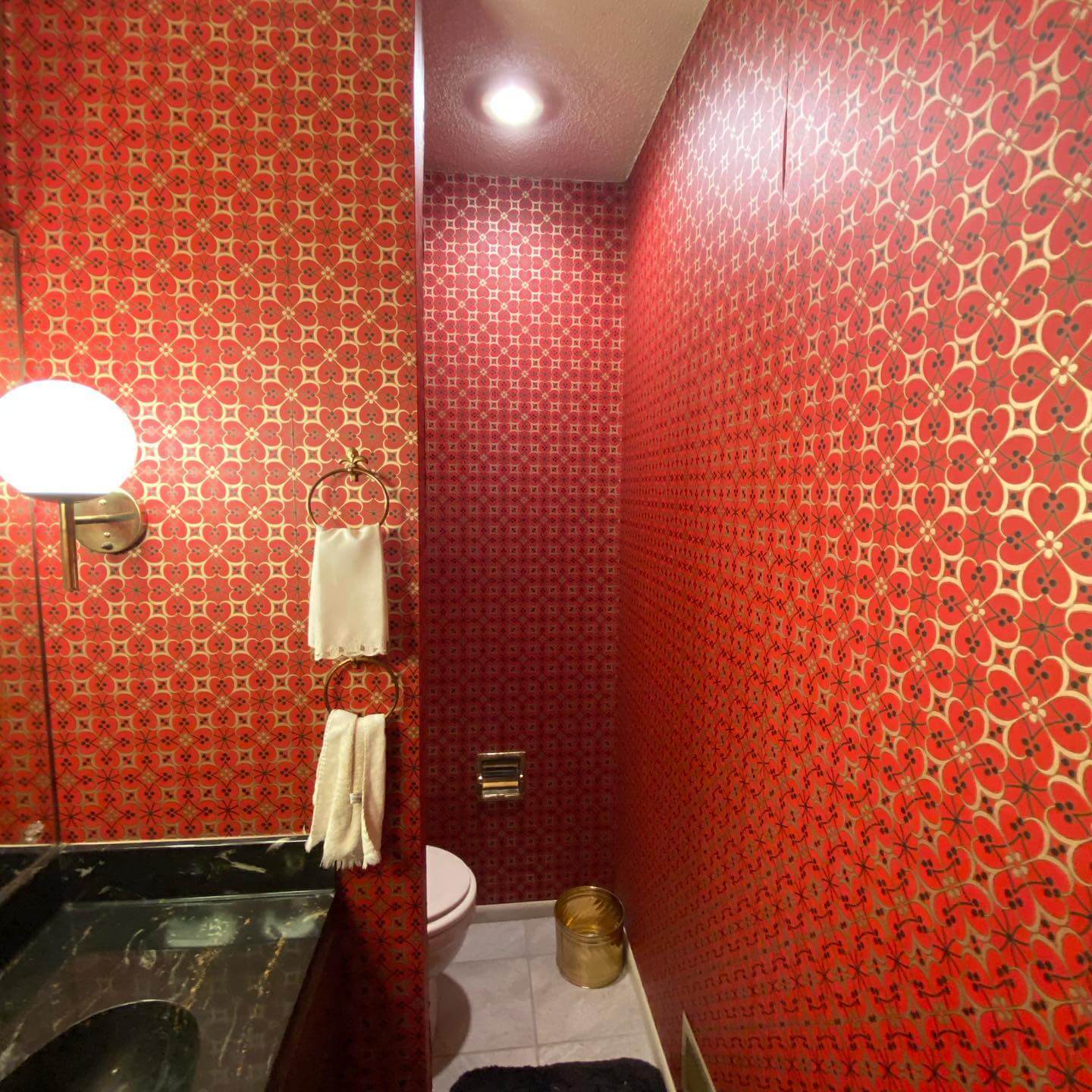 Transform Your Space: Brilliant Red and Black Bathroom Design Ideas You Need to See 13