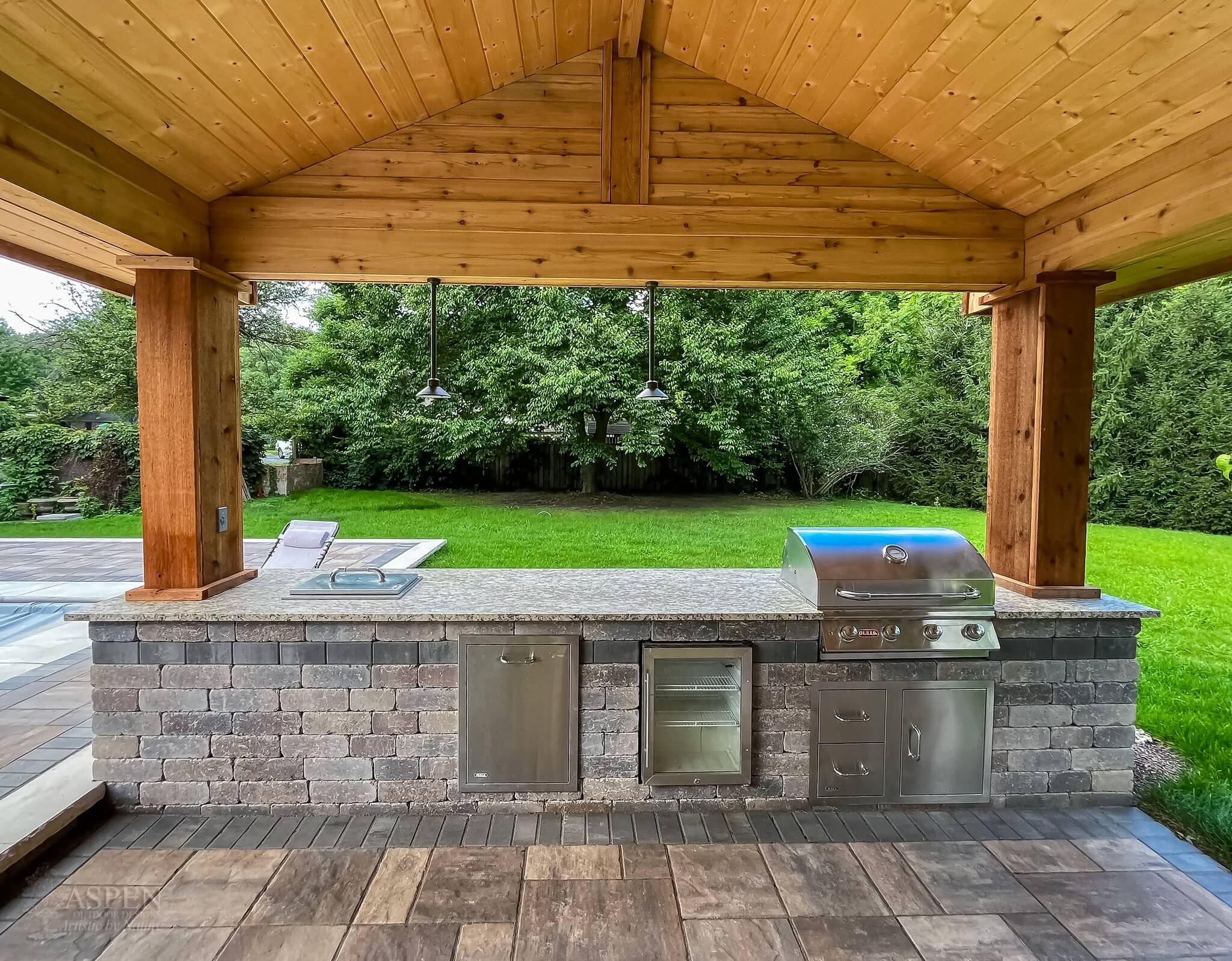 10 Outdoor Kitchen Ideas That Will Transform Your Backyard Into a Culinary Haven 14