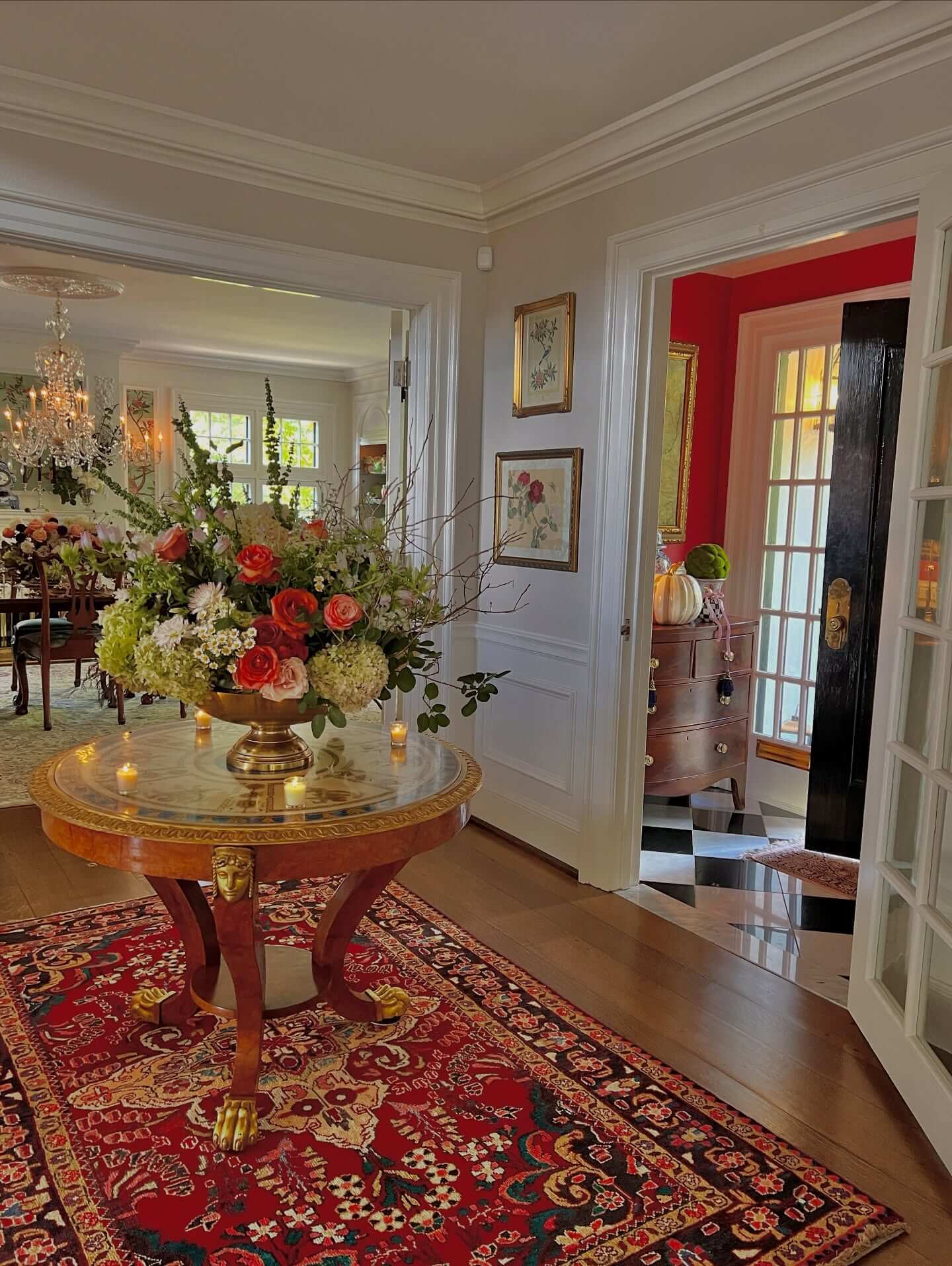 Transform Your Entryway: Inspiring Foyer Decor Ideas to Impress Every Guest 14