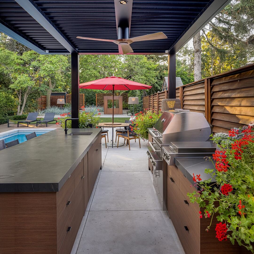 10 Outdoor Kitchen Ideas That Will Transform Your Backyard Into a Culinary Haven 15