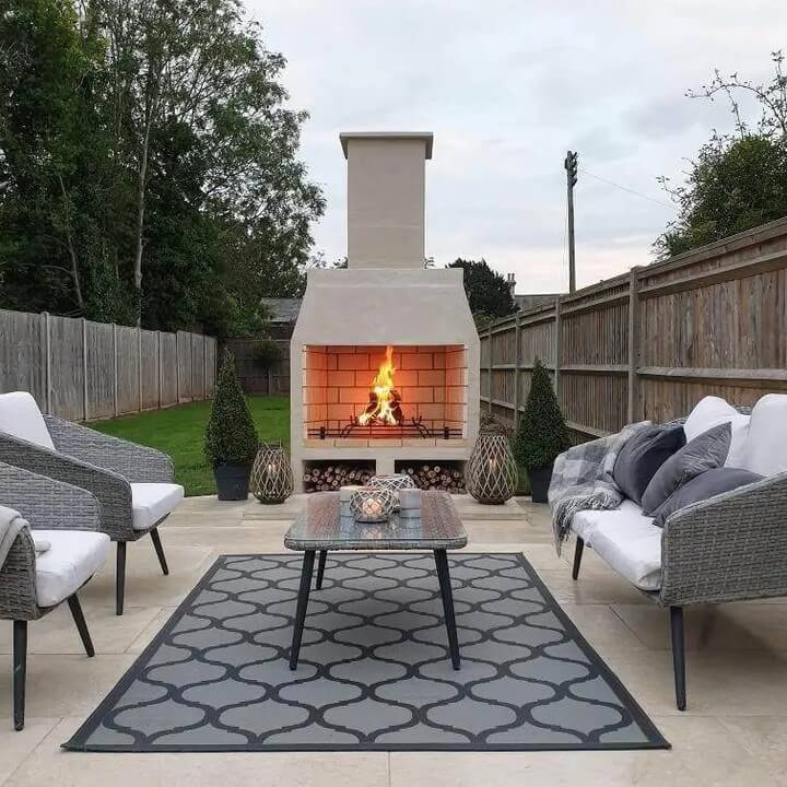 Enchanting Outdoor Fireplace Ideas to Elevate Your Backyard Oasis 16