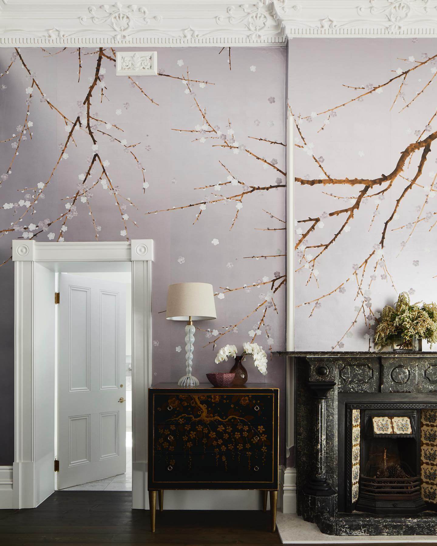 Transform Your Space: 10 Stunning Mauve Bedroom Ideas for a Serene Sanctuary 16