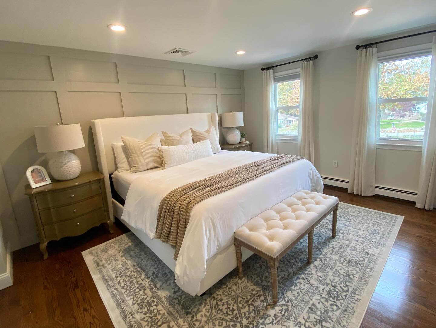 Transform Your Space: Stunning Bedroom Accent Wall Ideas to Inspire Your Next Redesign 17