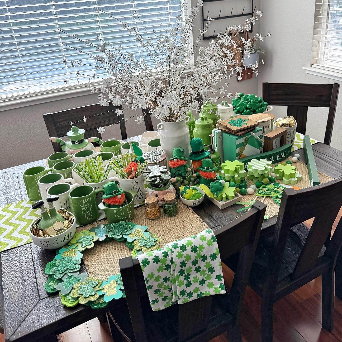 Transform Your Home with These Vibrant St. Patrick's Day Decor Ideas 17