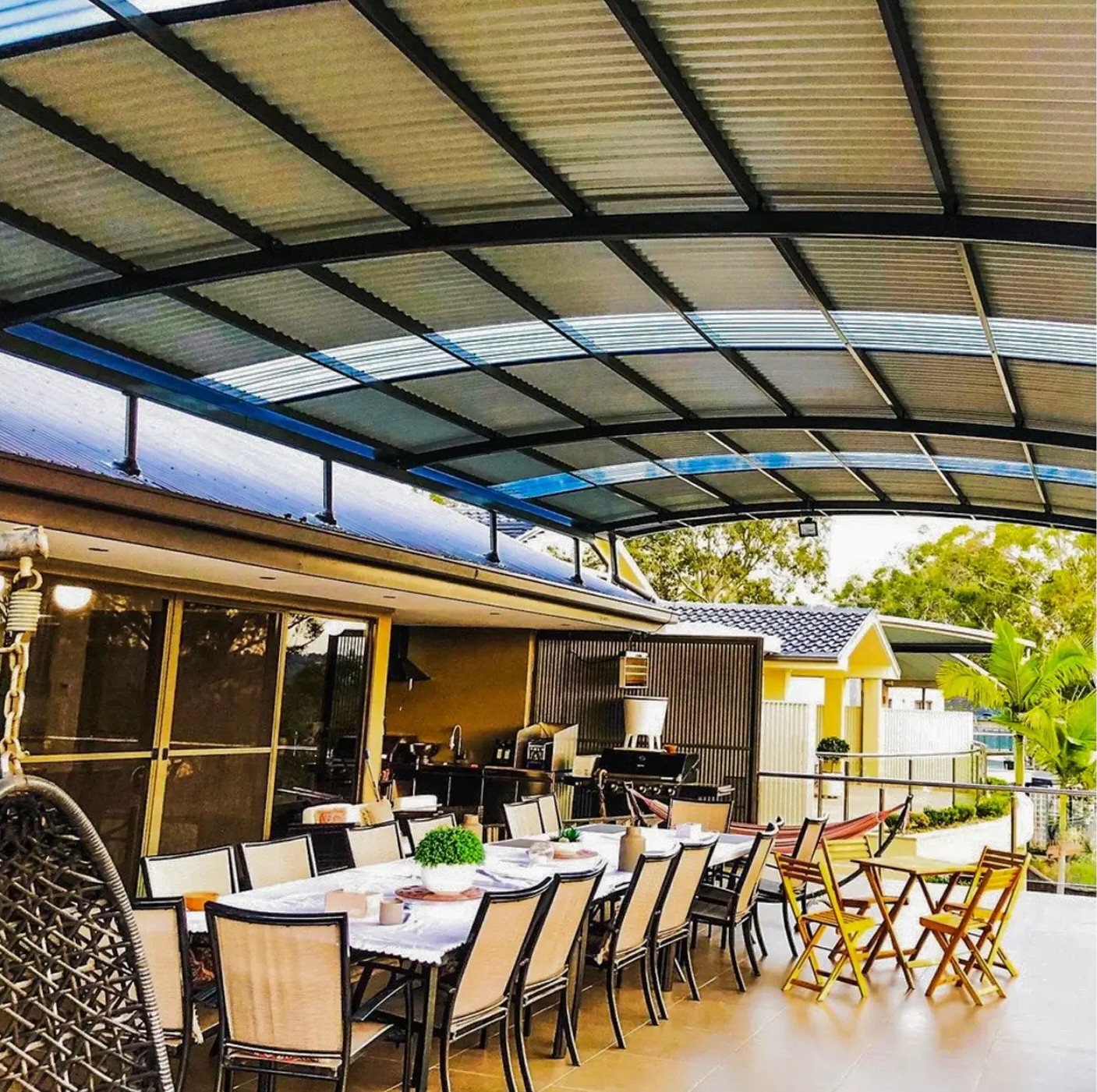 Innovative Patio Roof Extension Ideas to Transform Your Outdoor Space 17