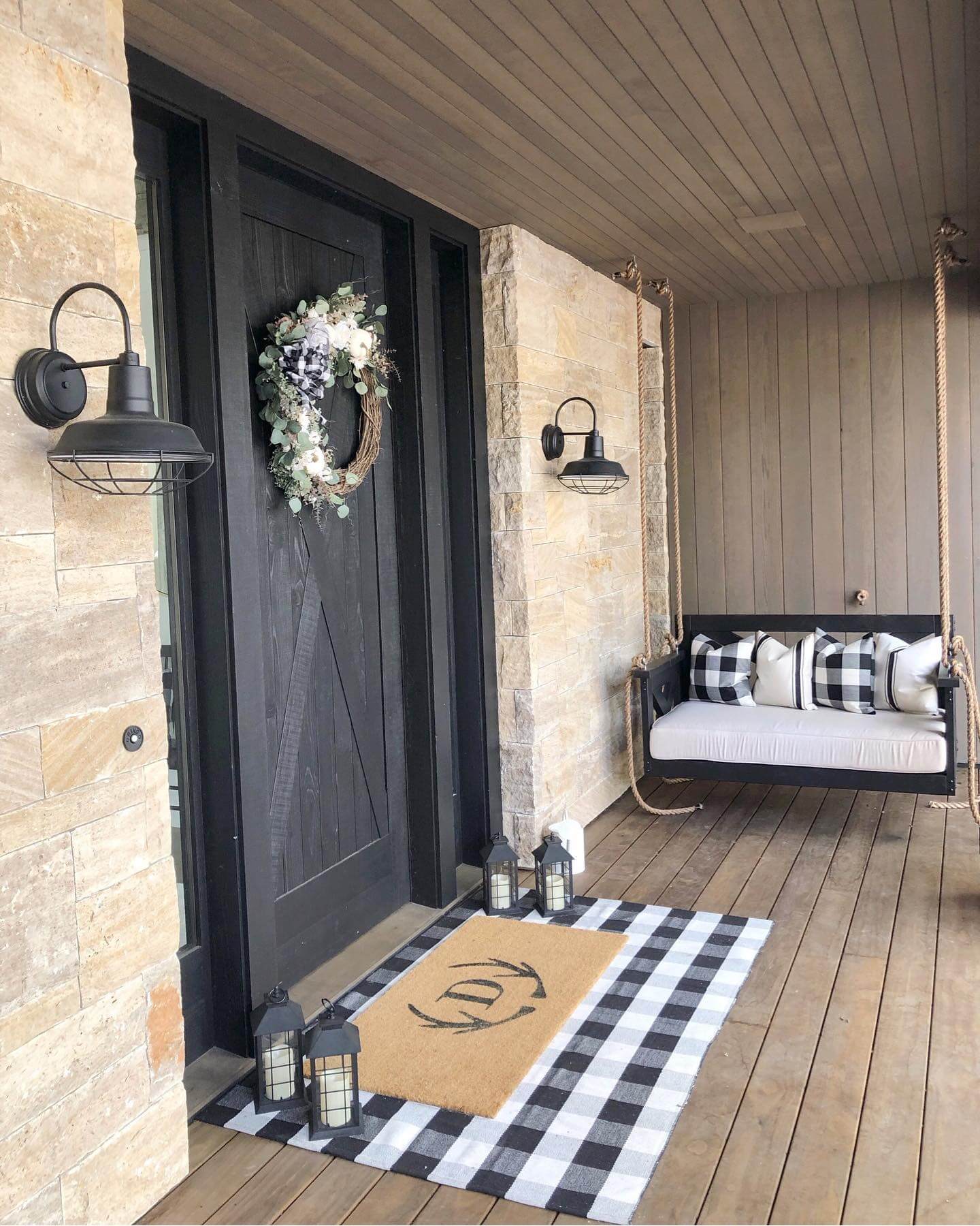 10 Enchanting Front Porch Decor Ideas That Will Transform Your Outdoor Space 17