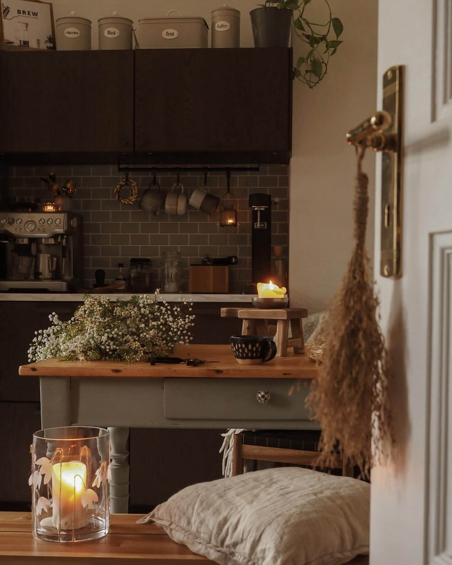 Embrace Cozy Comfort: Transform Your Space with Hygge Kitchen Ideas 18