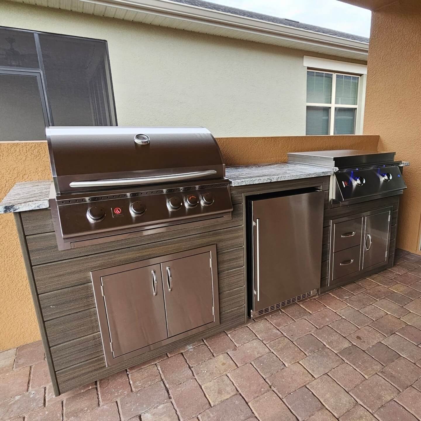 10 Outdoor Kitchen Ideas That Will Transform Your Backyard Into a Culinary Haven 18