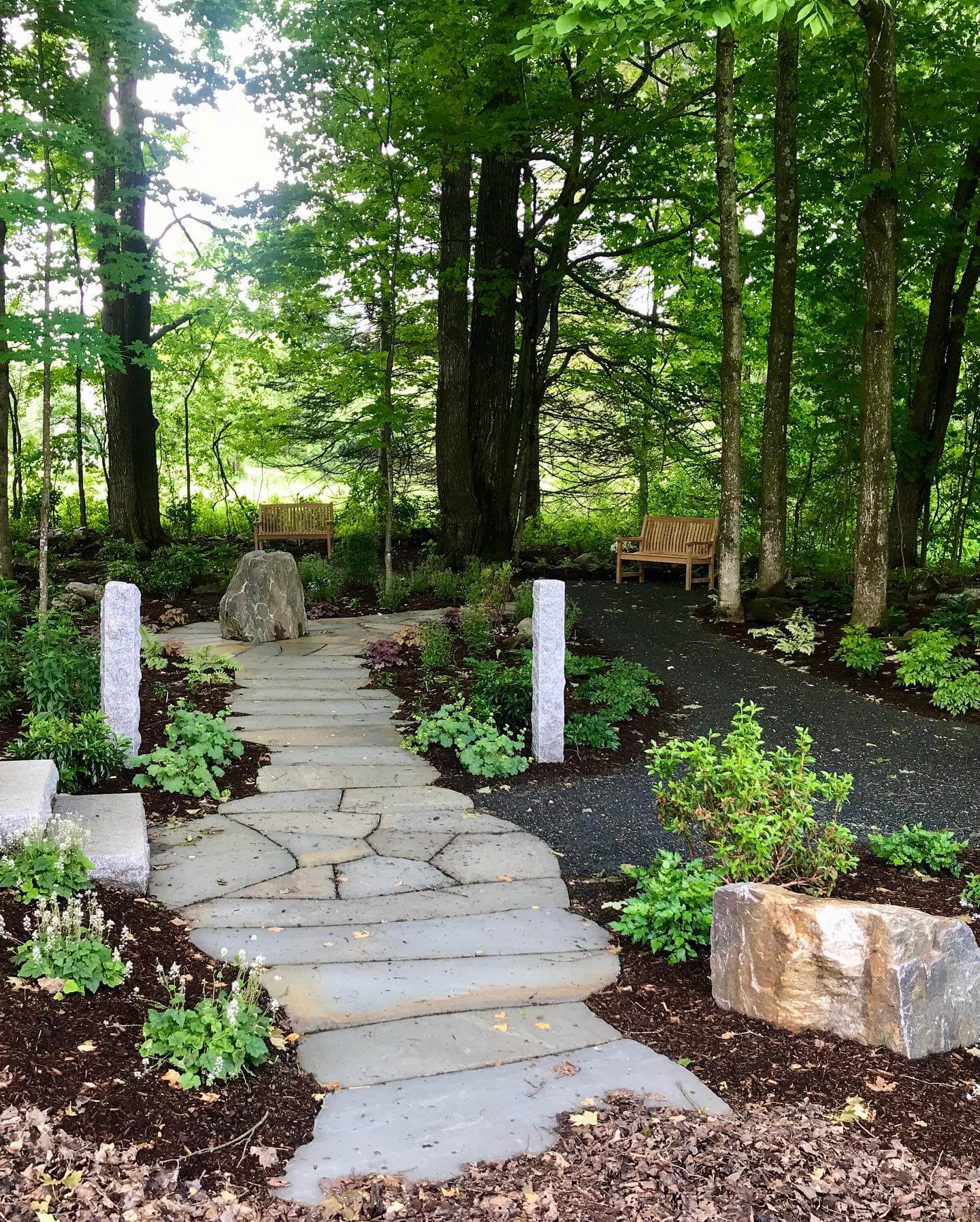 Unique Memorial Garden Ideas to Create a Serene Tribute 18