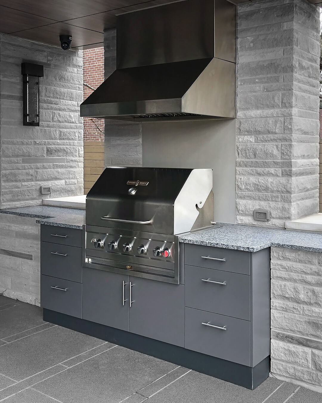 10 Outdoor Kitchen Ideas That Will Transform Your Backyard Into a Culinary Haven 19