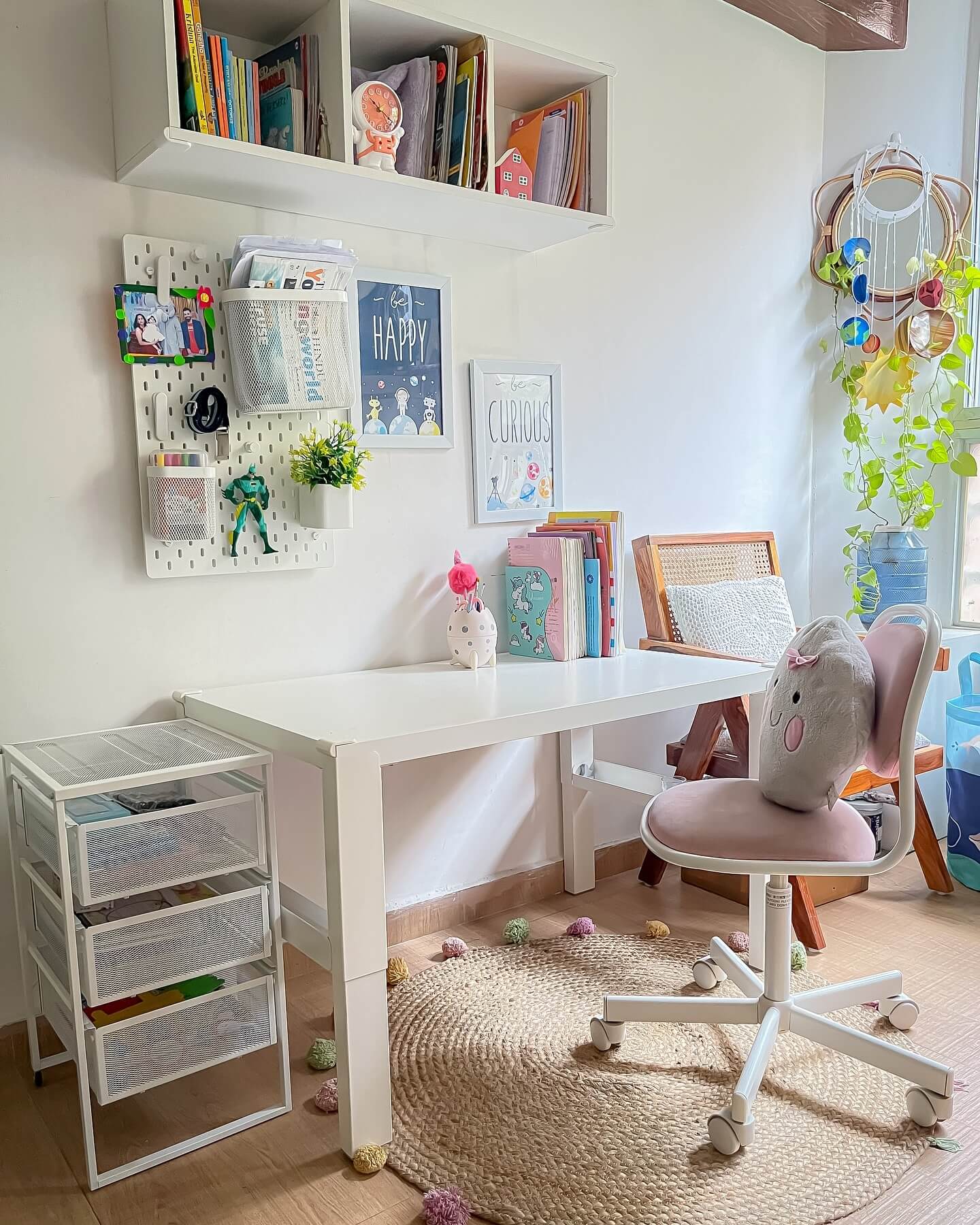 Creative Kids Study Room Ideas to Inspire Learning and Creativity 19