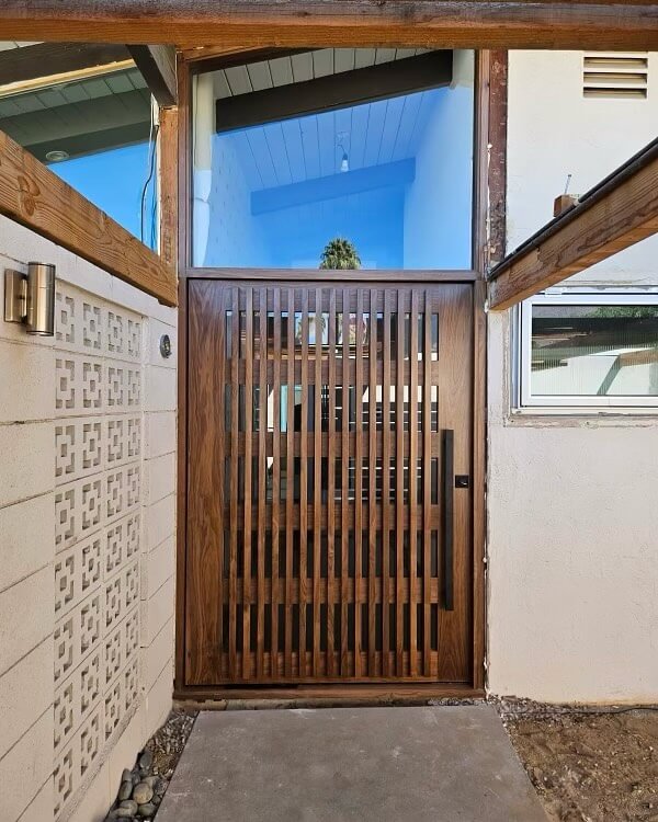 Stunning Modern Front Door Design Ideas to Transform Your Home's Entrance 2