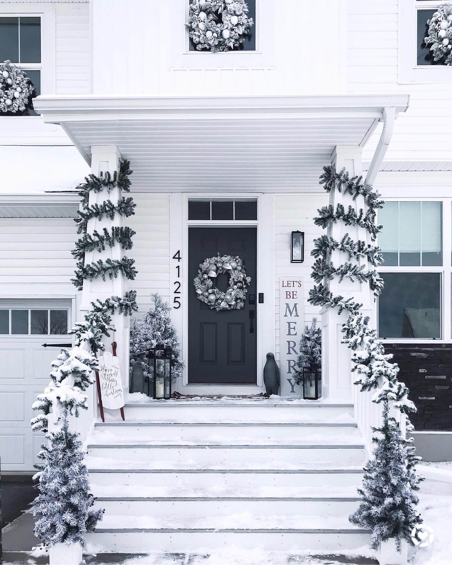 Cozy Up Your Home: 10 Captivating Farmhouse Winter Decor Ideas 2