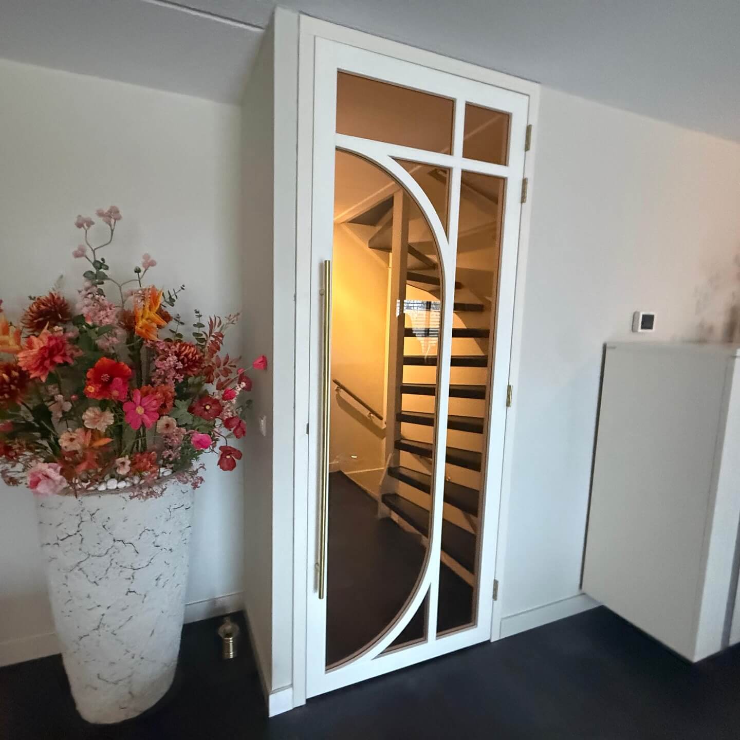 Japandi Entryway Ideas: Transform Your Space with Unmatched Elegance and Simplicity 2