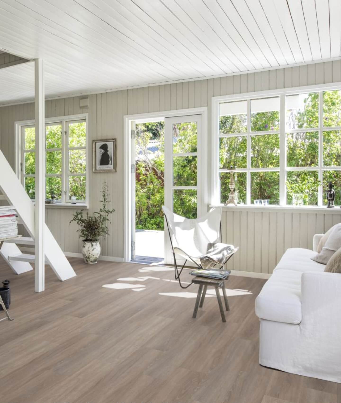 Stunning Wood Floor Design Ideas to Transform Your Space 20