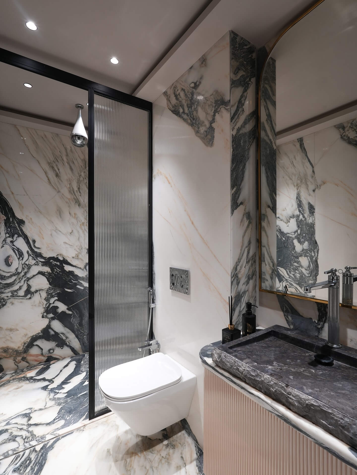 Transform Your Home with These Exquisite Luxury Bathroom Ideas 20