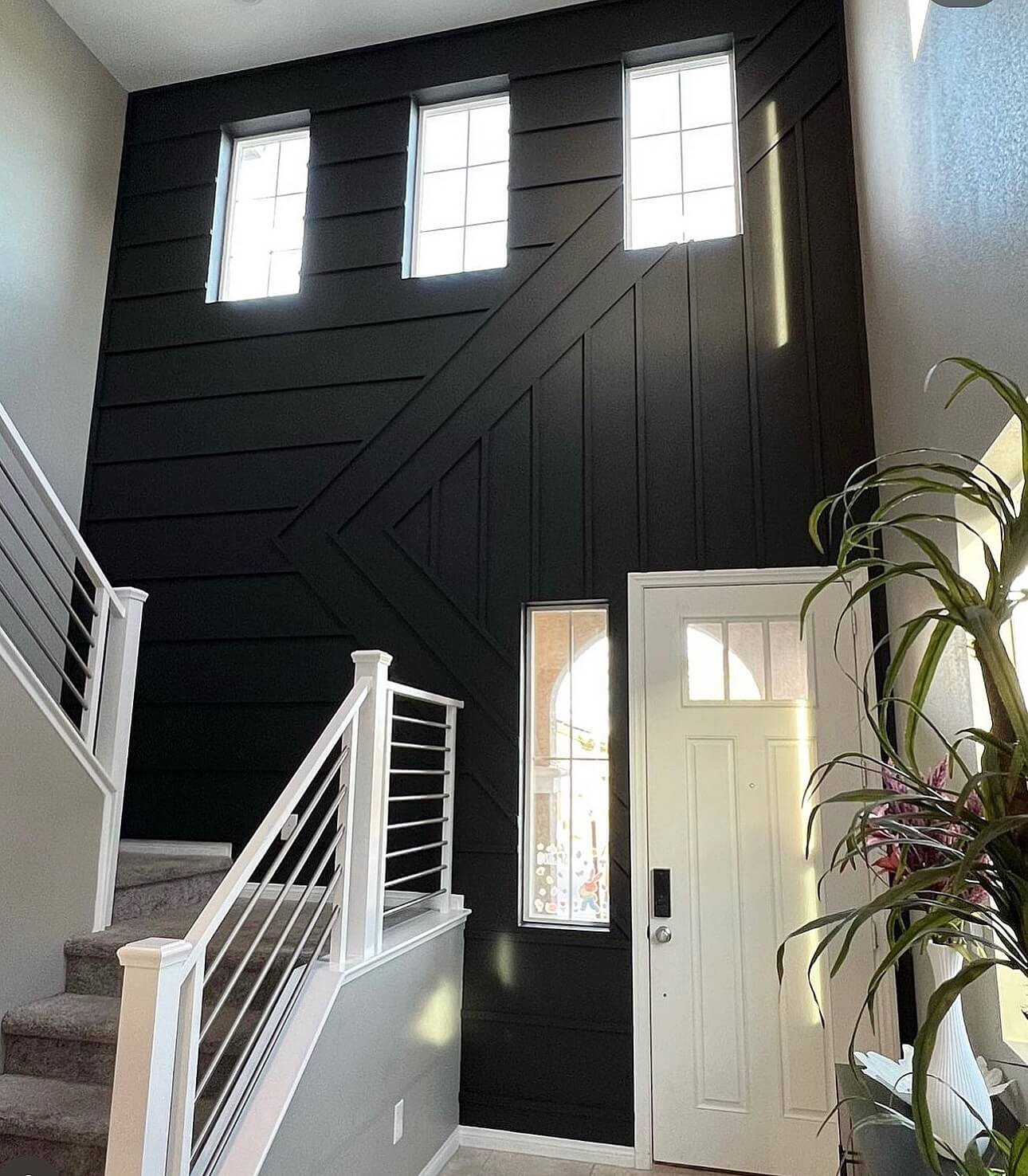 Transform Your Home's First Impression: 10 Stunning Entryway Accent Wall Ideas 20