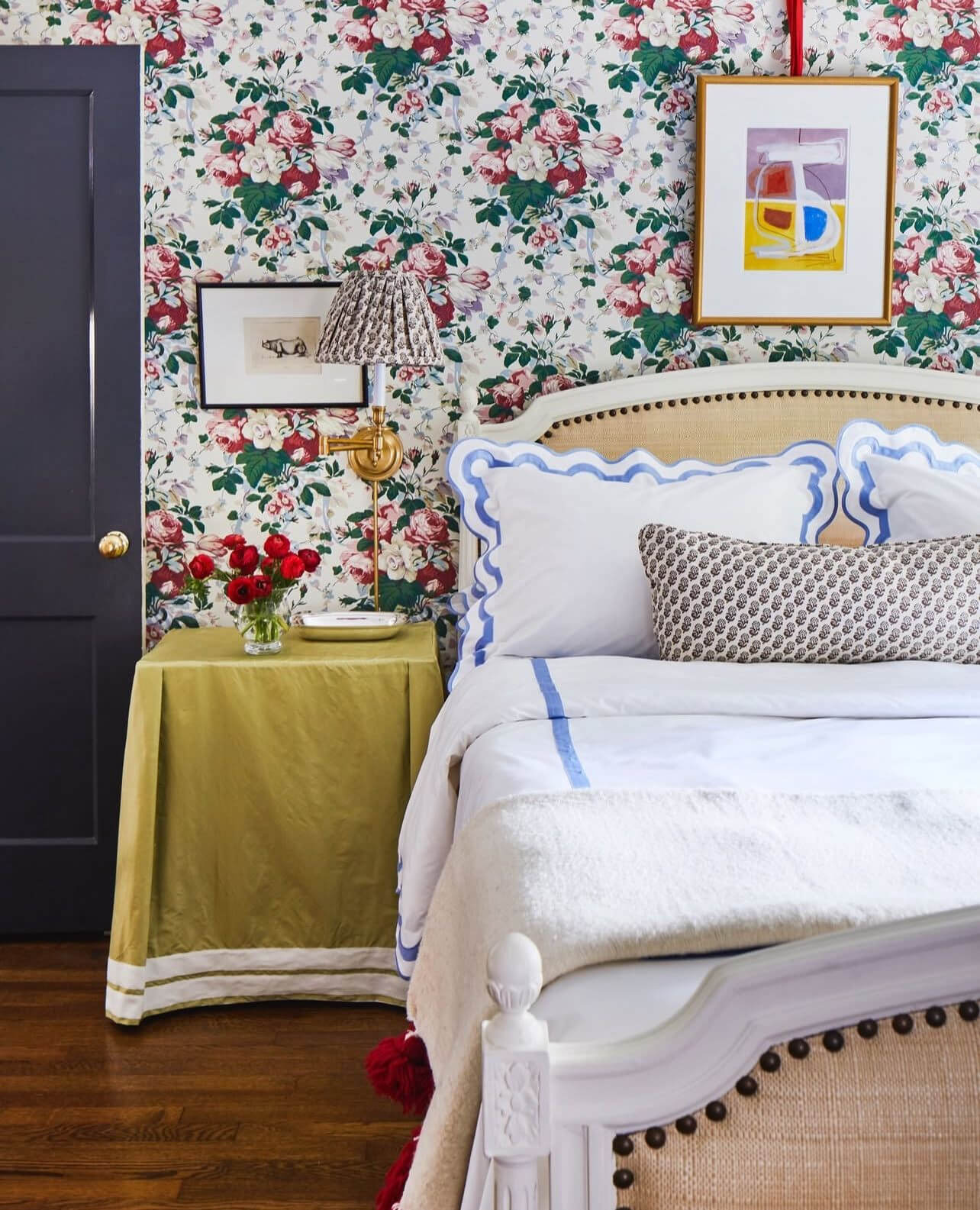 Whimsical Bedroom Ideas That Will Transform Your Sleep Haven into a Fairytale Escape 21