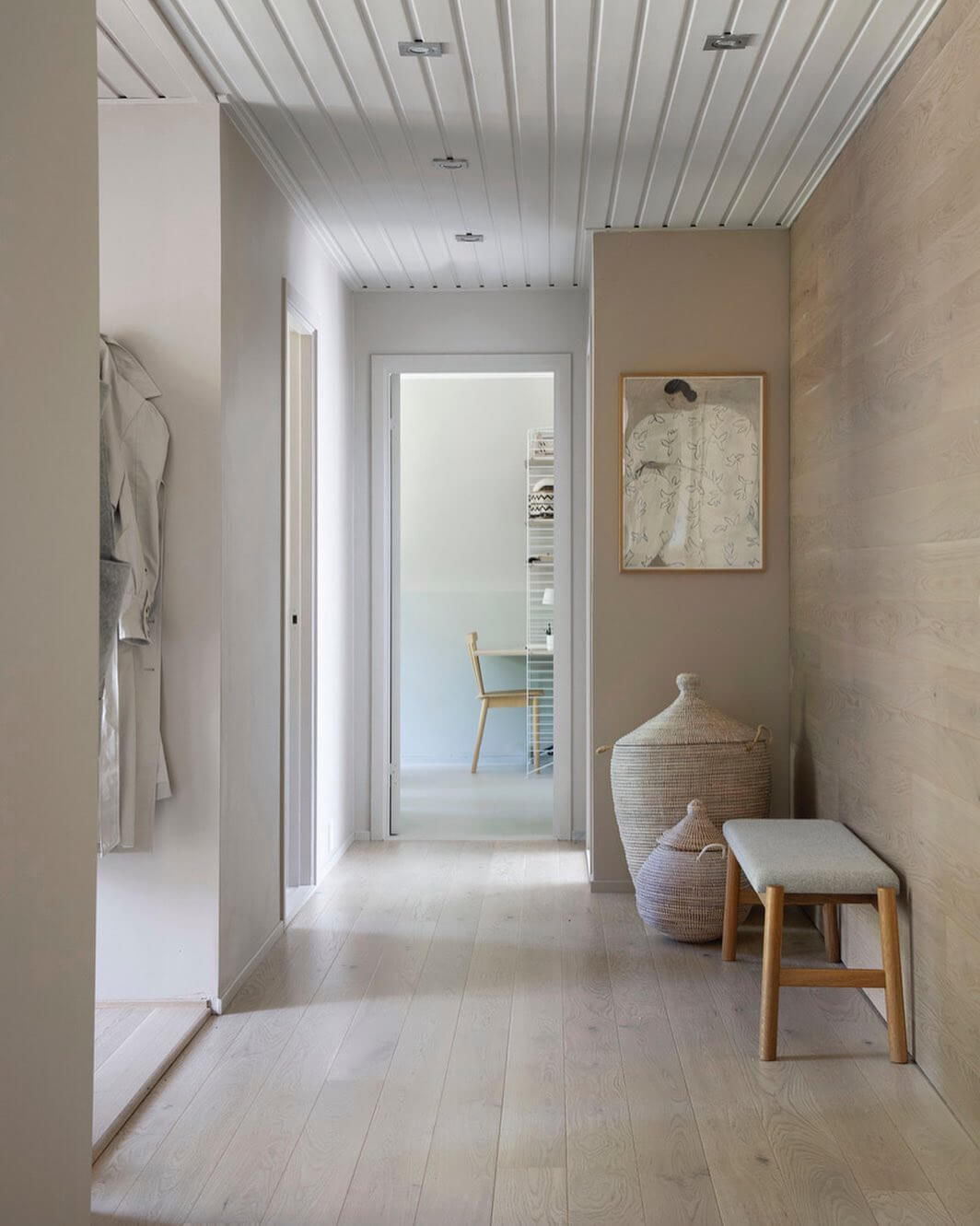 Japandi Entryway Ideas: Transform Your Space with Unmatched Elegance and Simplicity 21