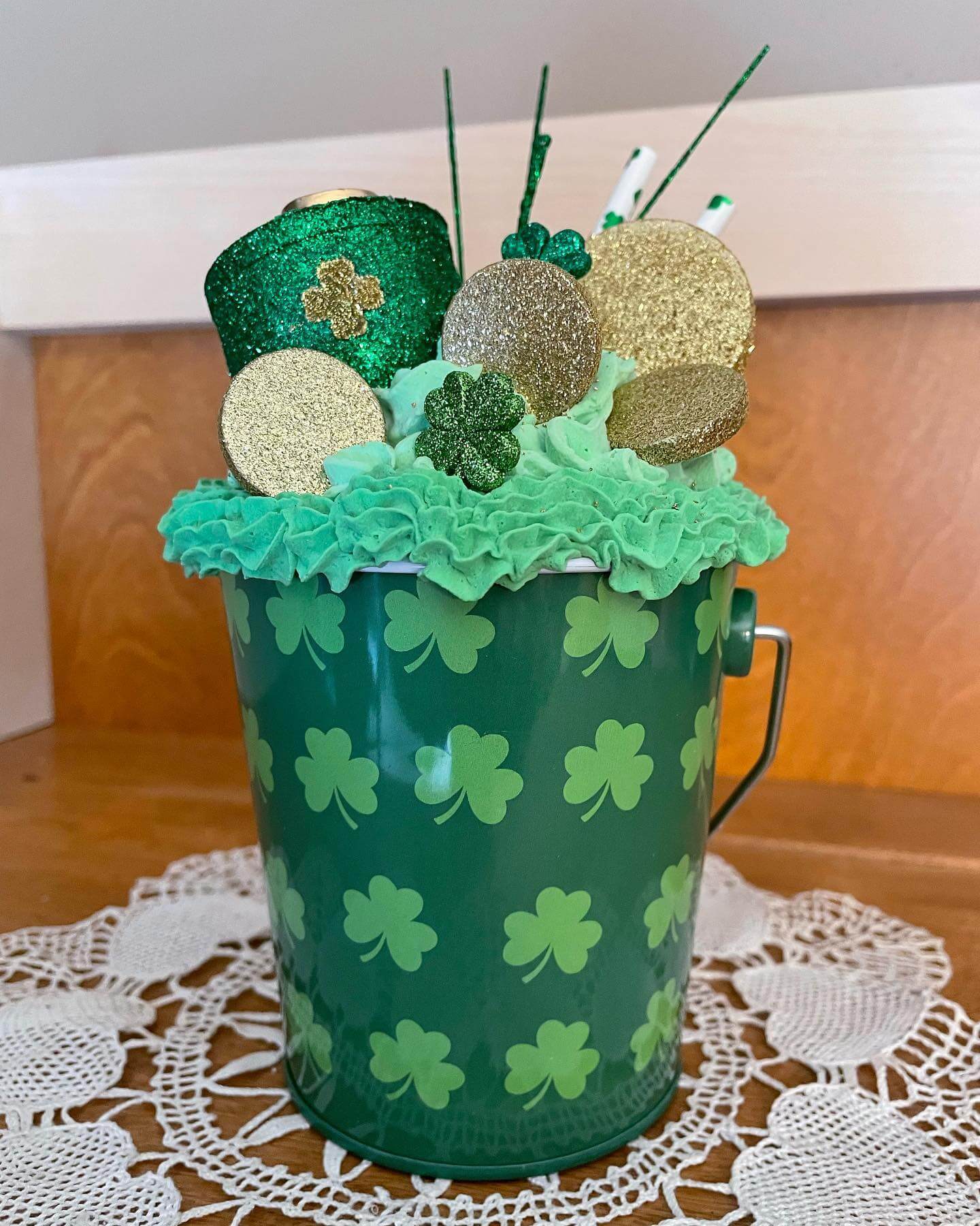 Transform Your Home with These Vibrant St. Patrick's Day Decor Ideas 22