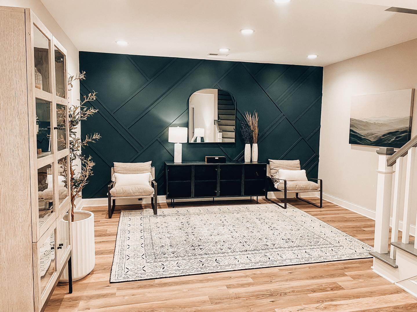 10 Stunning Foyer Paint Color Ideas to Transform Your Home's Entrance 22